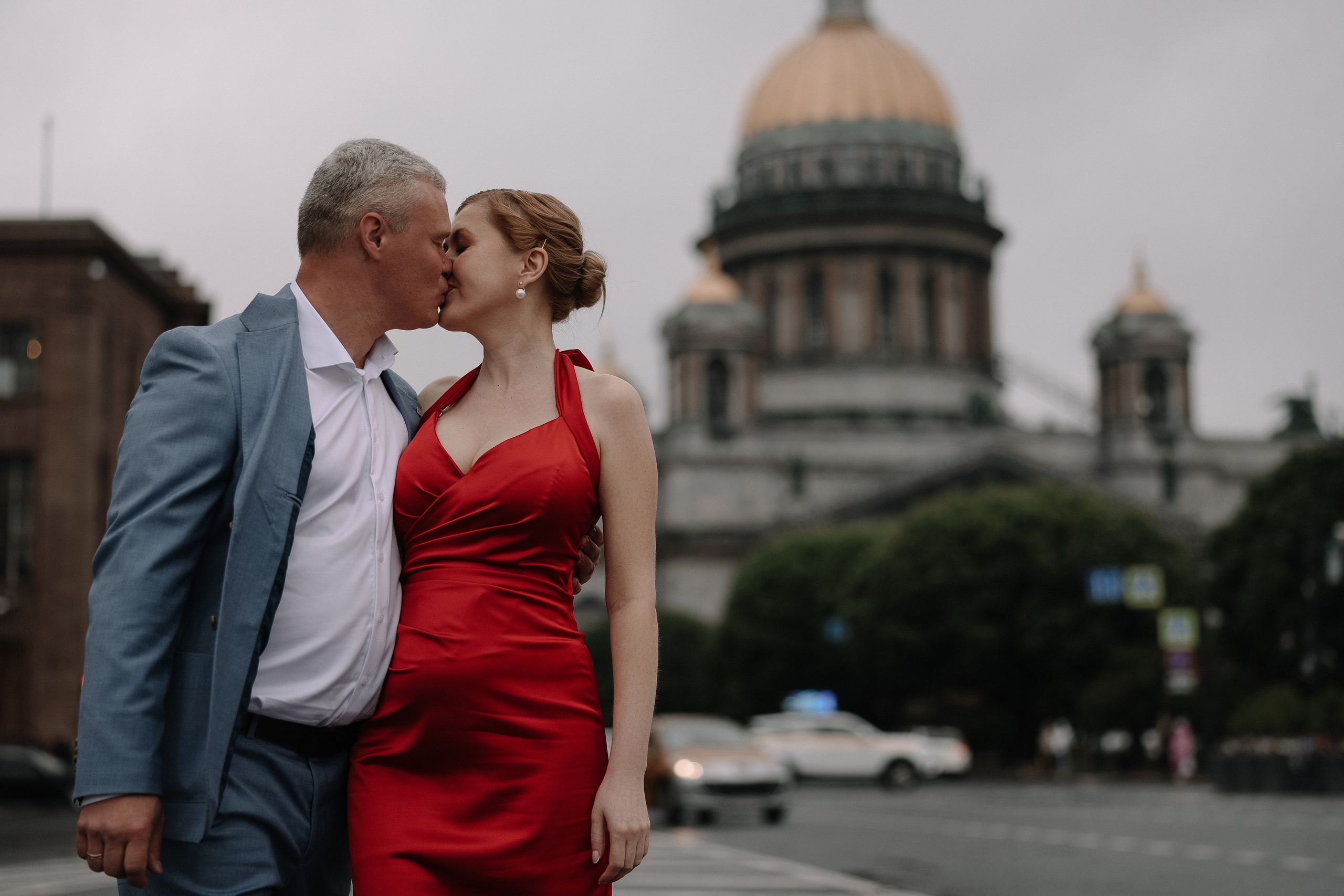 Дождь и поцелуи. Свадебный и семейный Фотограф Денис Кошель