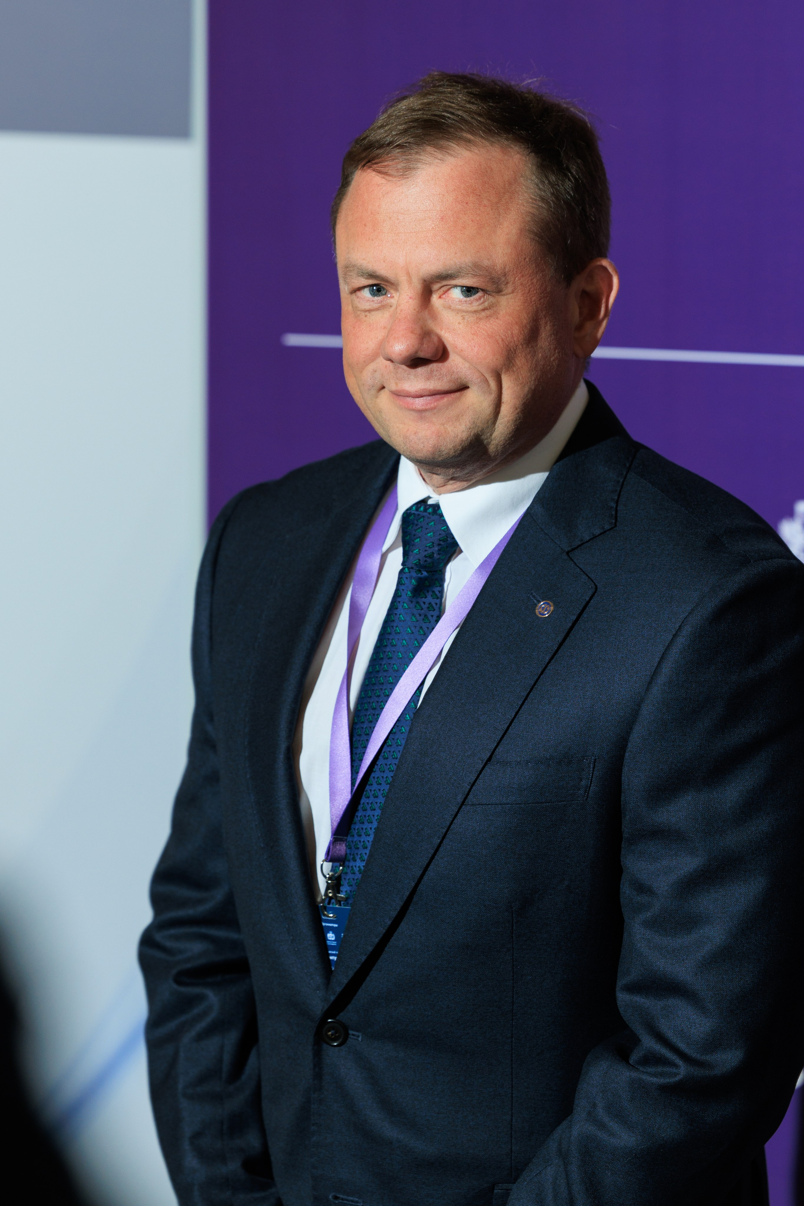 Финмакет ЭКСПО. Контент для бизнеса в Екатеринбурге Полдень Медиа