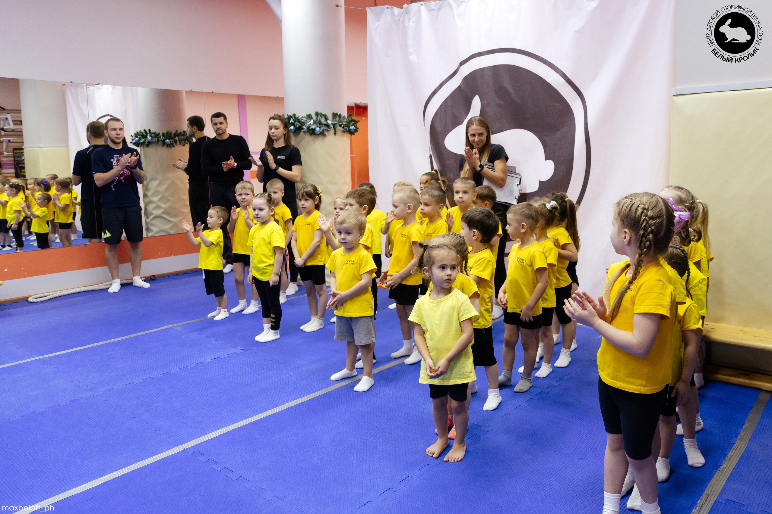 Белый кролик. Соревнования. Семейный фотограф — Макс Белогрудов