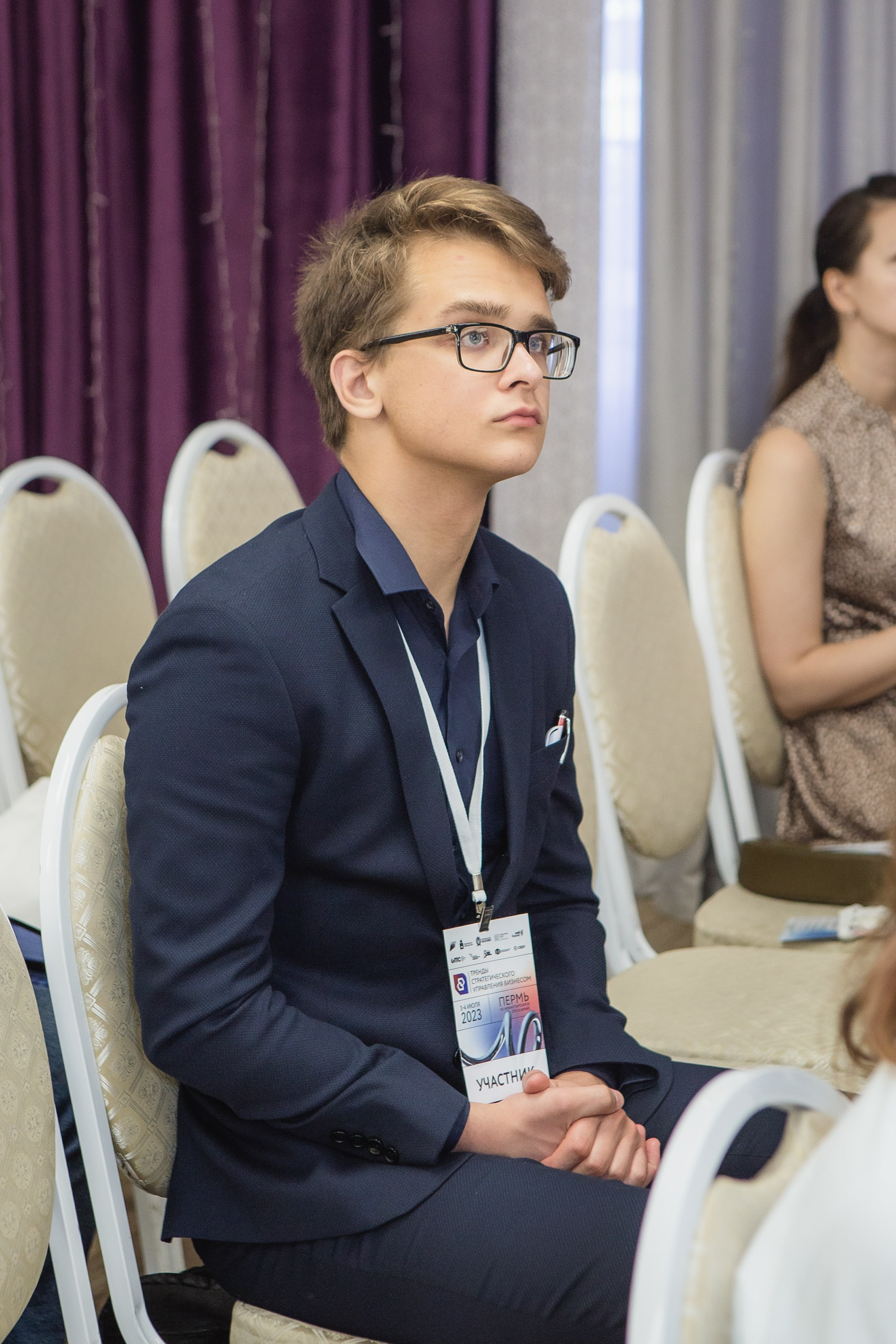 Репортаж с конференции GMC в Перми – фотографии. Репортажный фотограф в Перми Денис Голдобин