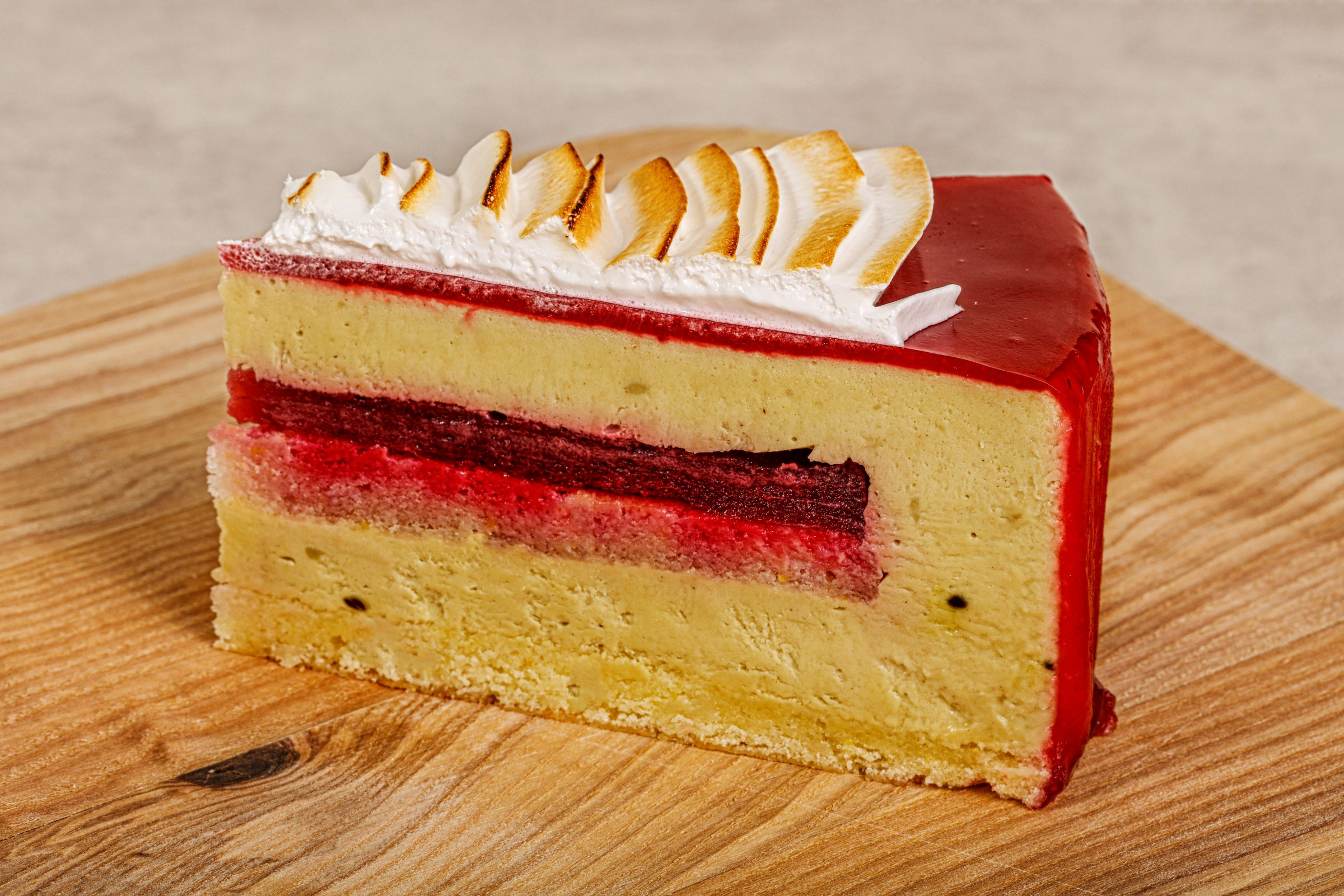 Фотосъемка десертов и выпечки. Заказ по тел.: +7 (906) 006-90-22. Фуд-фотограф Андрей Старостин — съемка еды в Москве. 9000 руб. в час