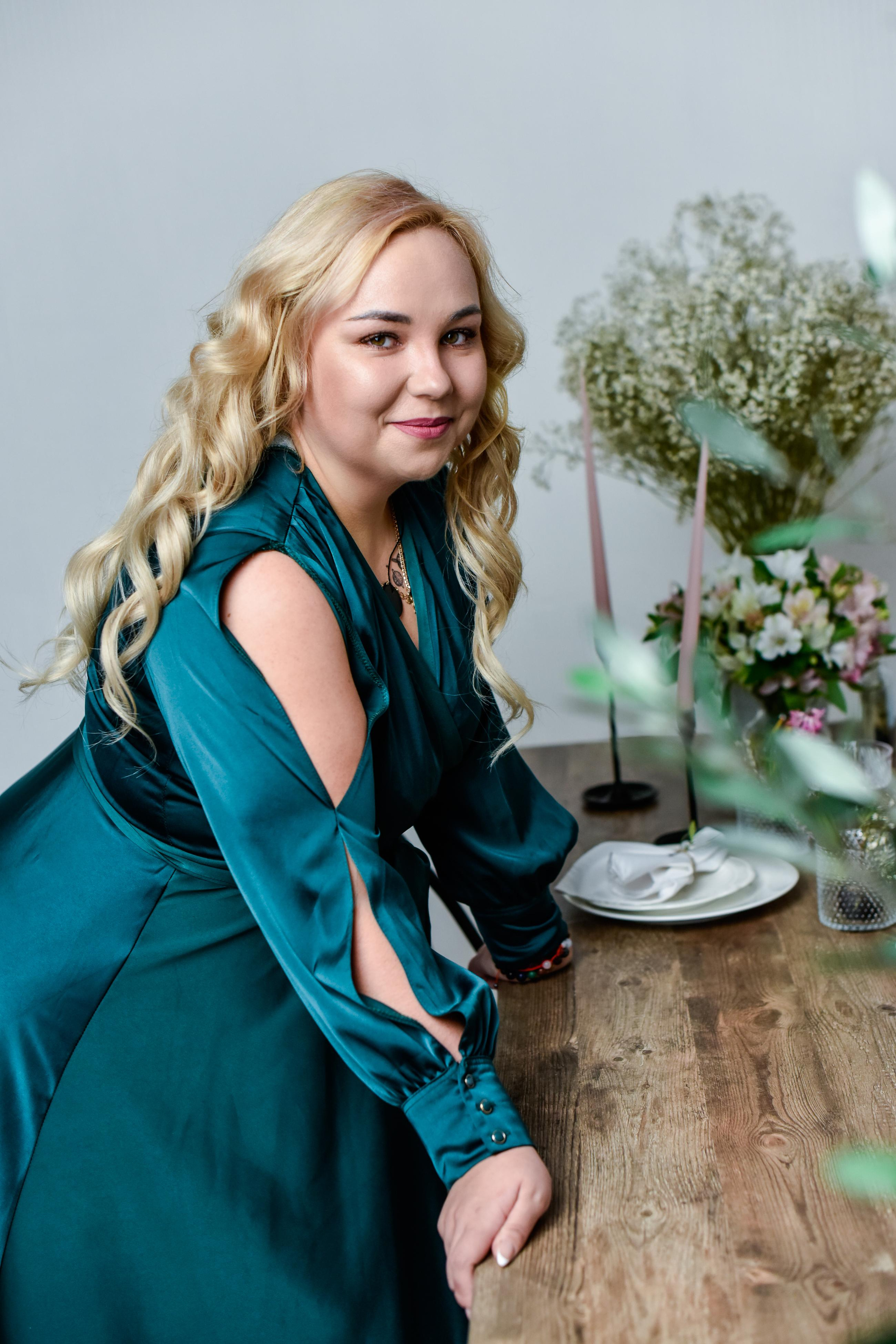 Елена — Весна