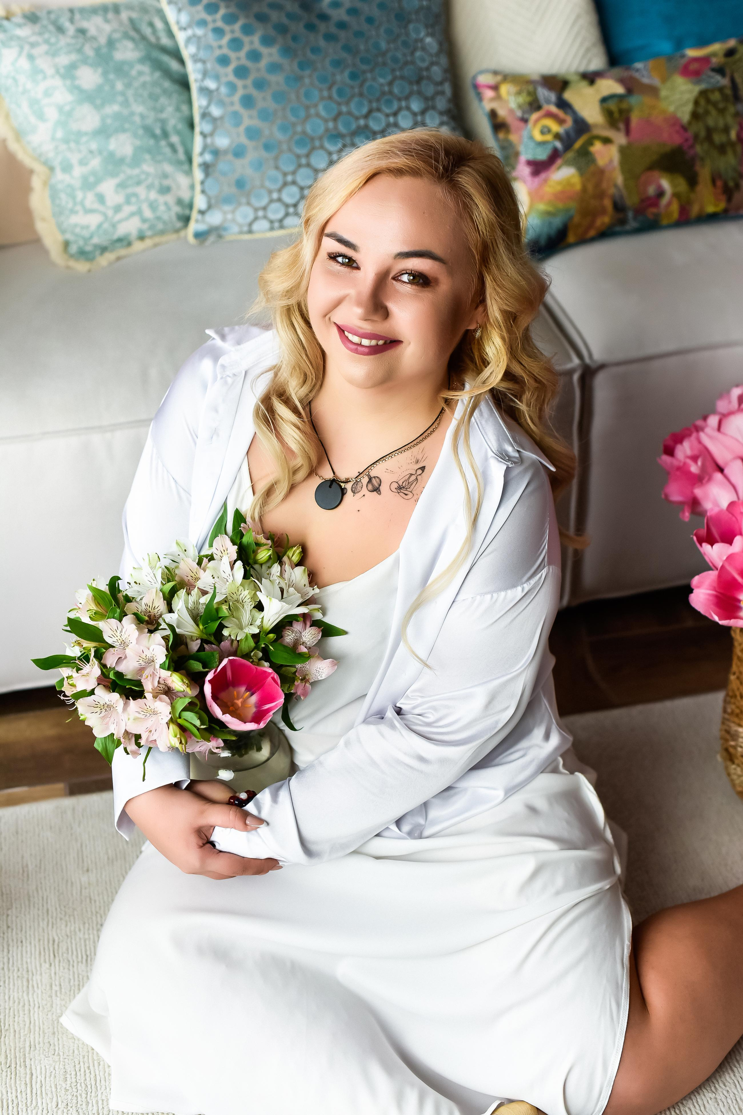 Елена — Весна