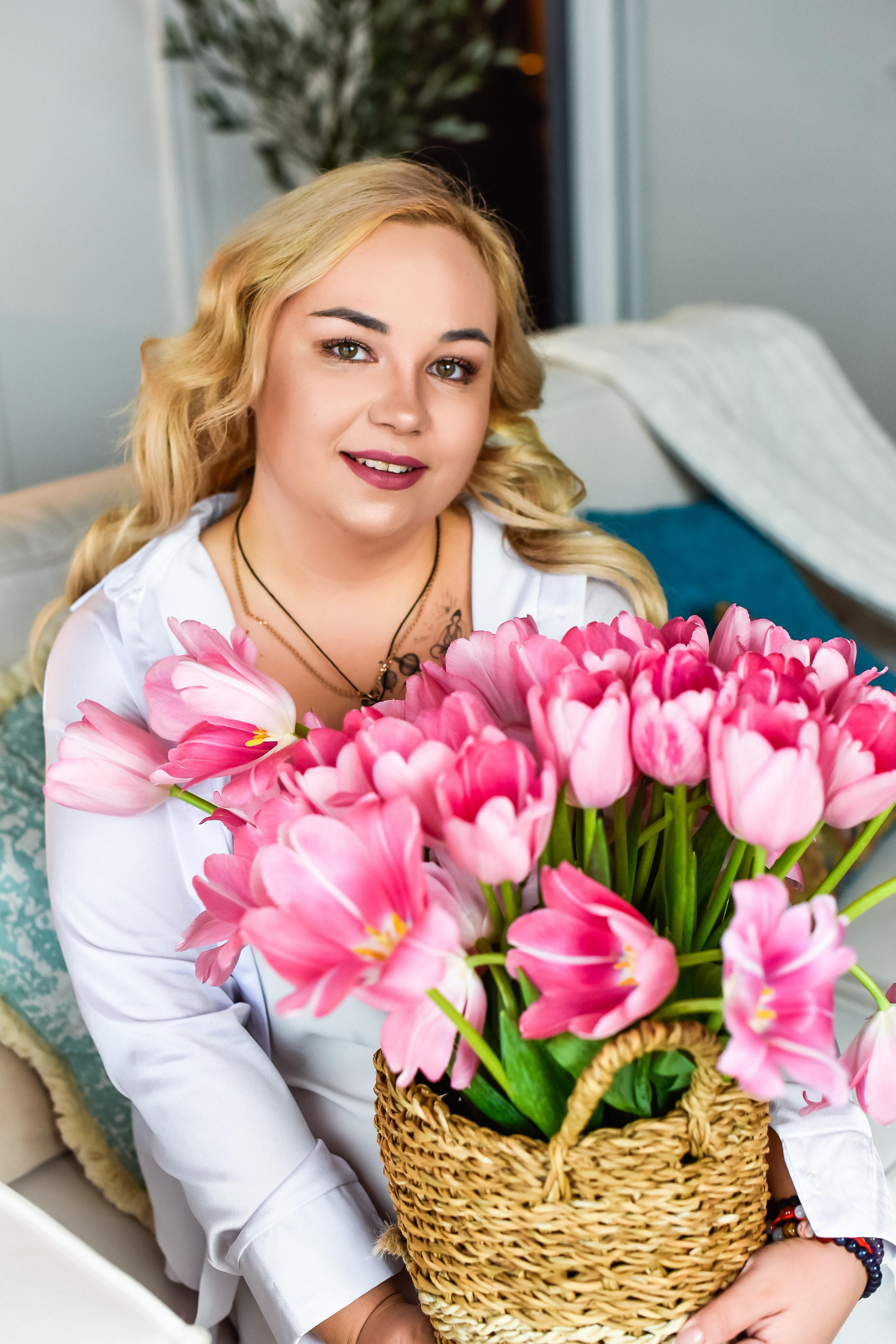 Елена — Весна