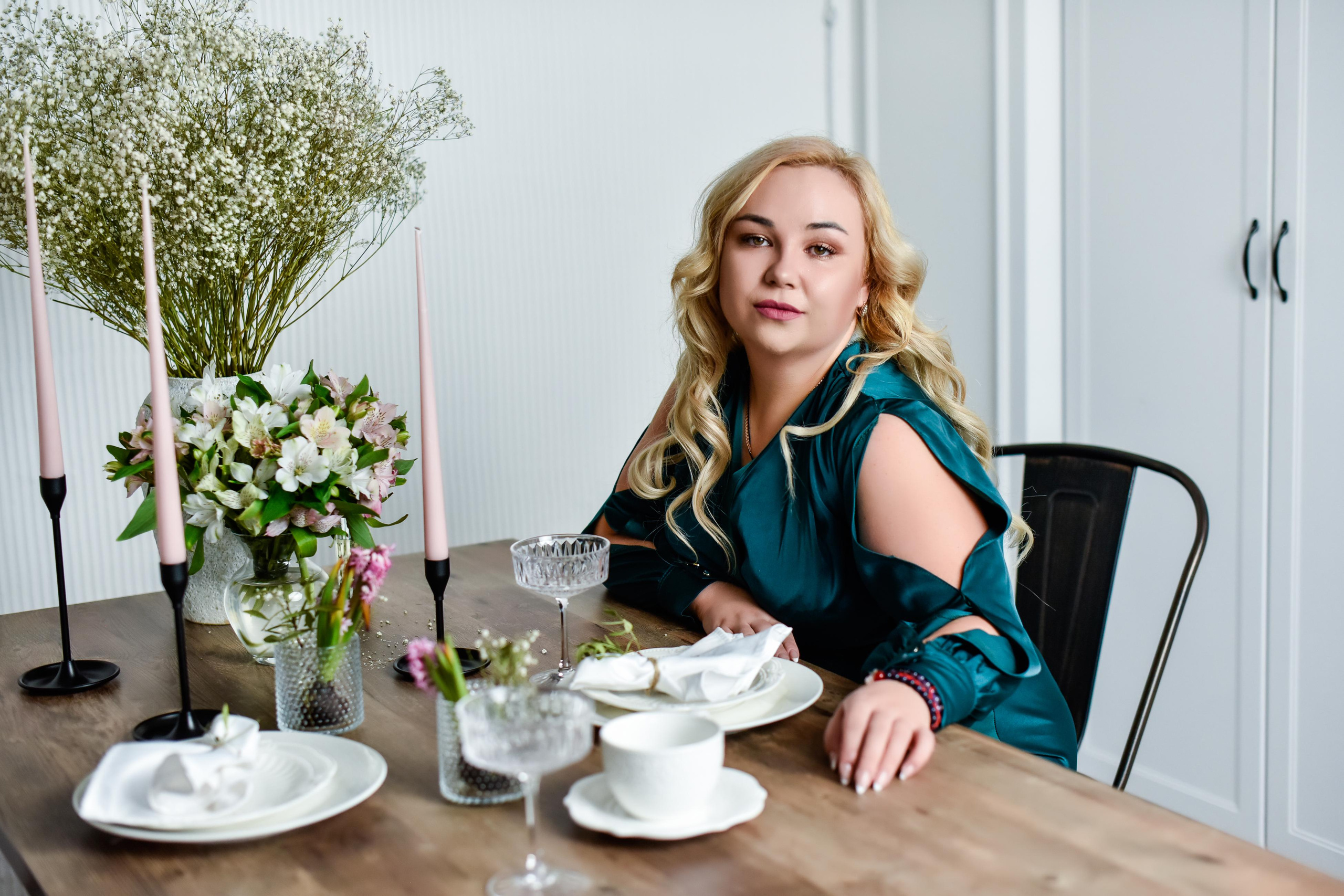 Елена — Весна