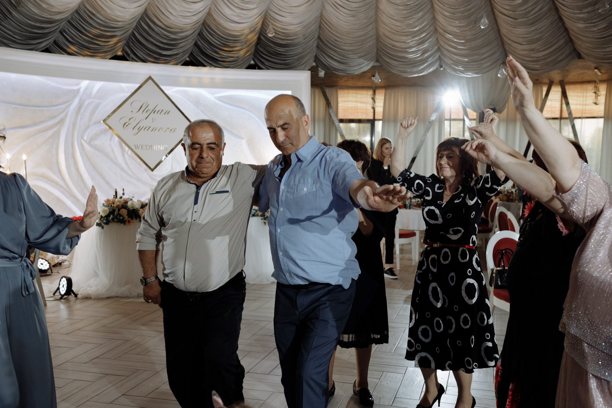 Степан и Элянора (полный день). Свадебный фотограф