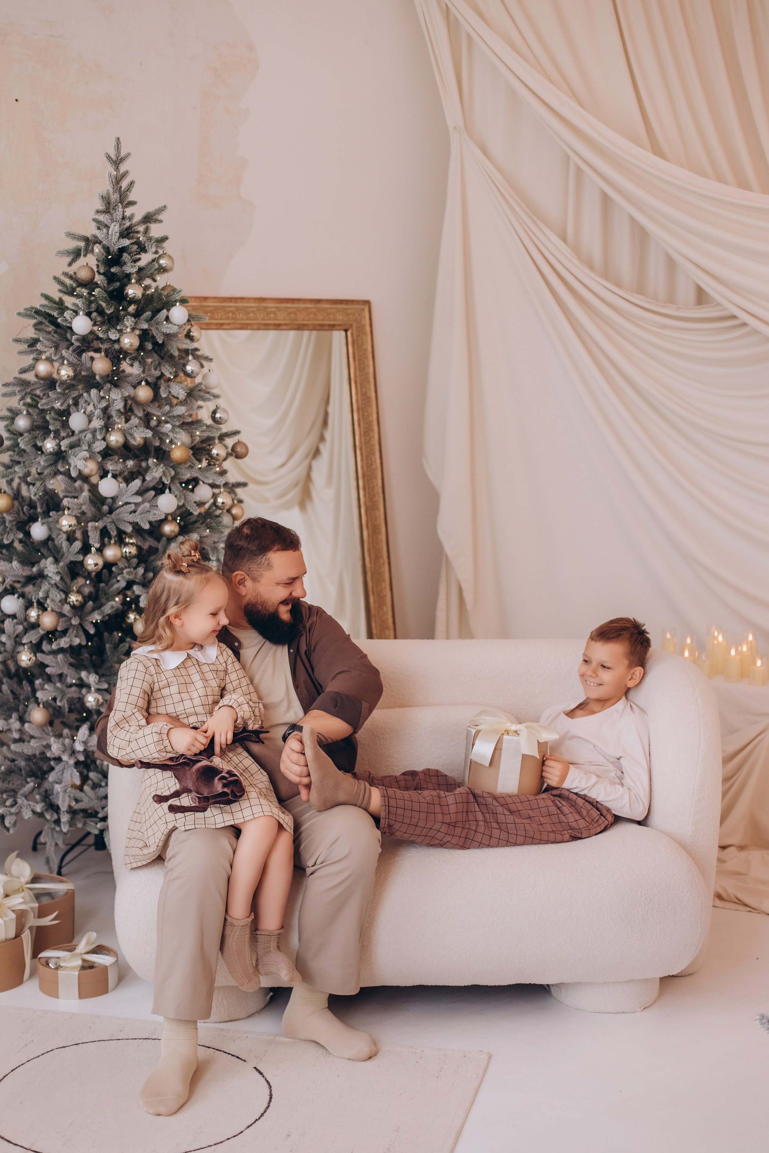 Новогодняя история для семьи Тищенко. Валентина Удалая — семейный и портретный фотограф в Брянске