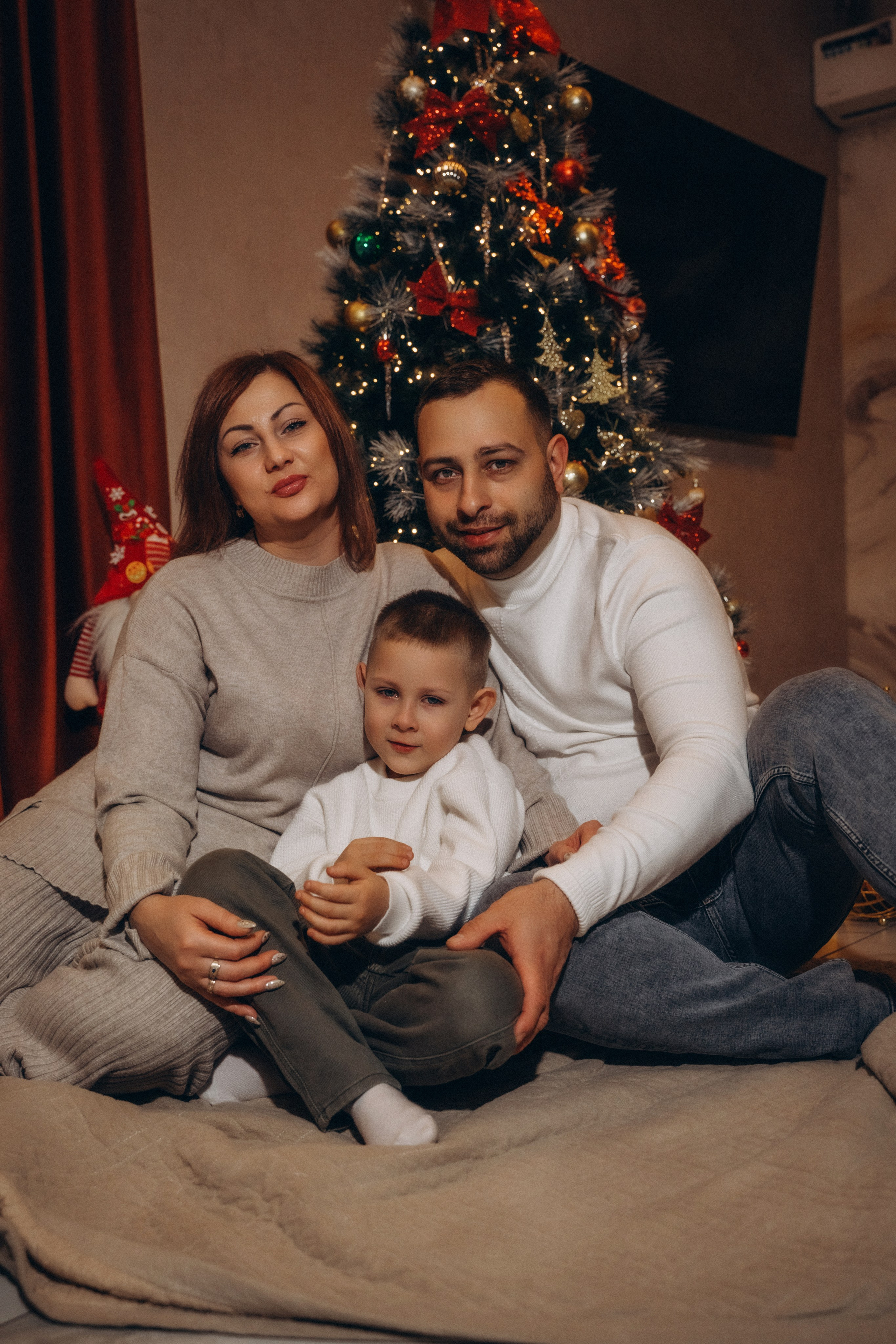 Семья Киприяновы, Новый год дома. Семейный фотограф в Белгороде Амелина Алина