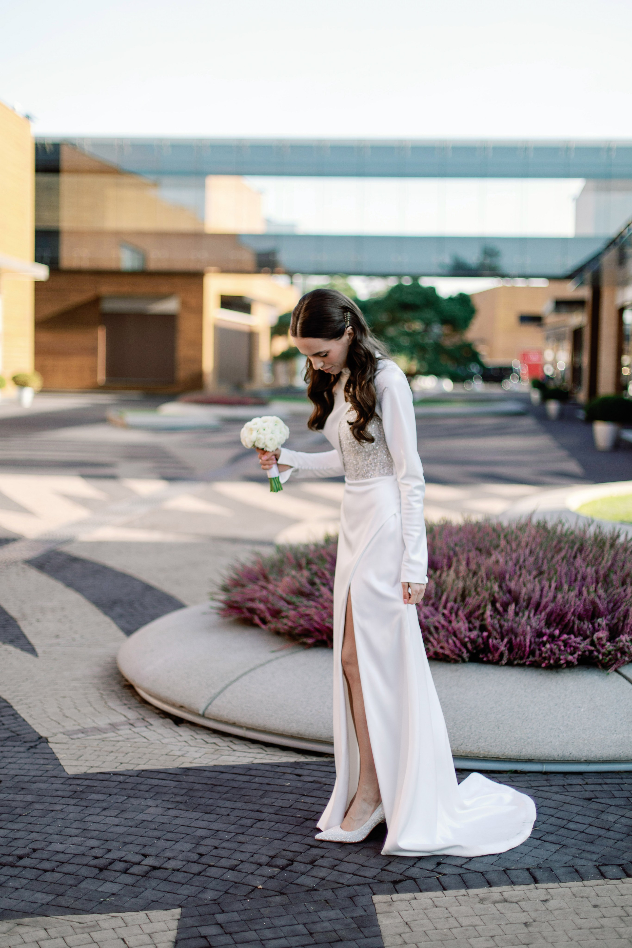 Свадьба для двоих в Москве, фотосессия на крыше, сборы, прогулка в Barvikha Luxury Village