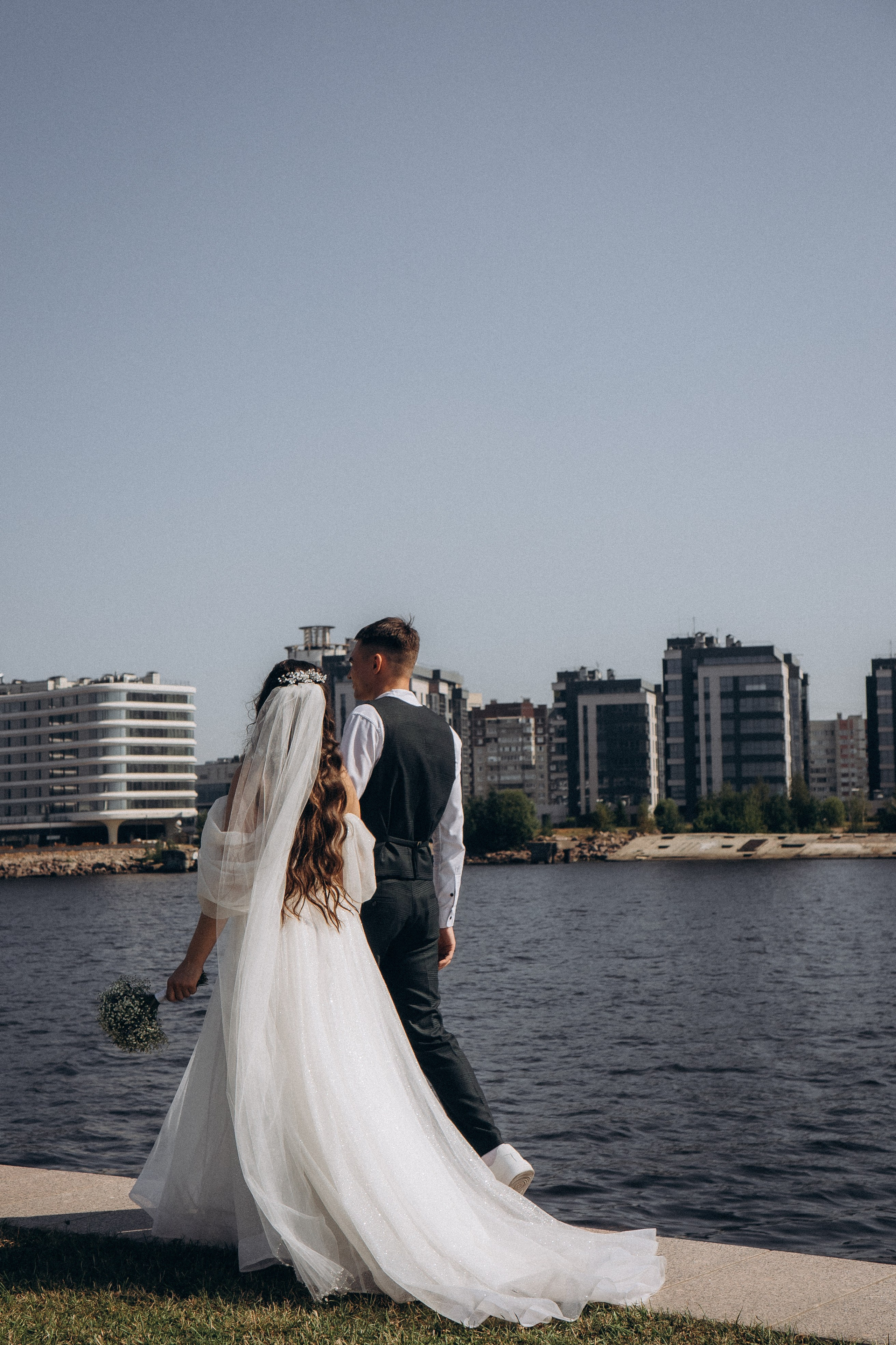 СВАДЕБНАЯ СЬЕМК В ПАРКЕ 300-ЛЕТИЯ. Профессиональный фотограф, Санкт-Петербург — Виктория Богомолова