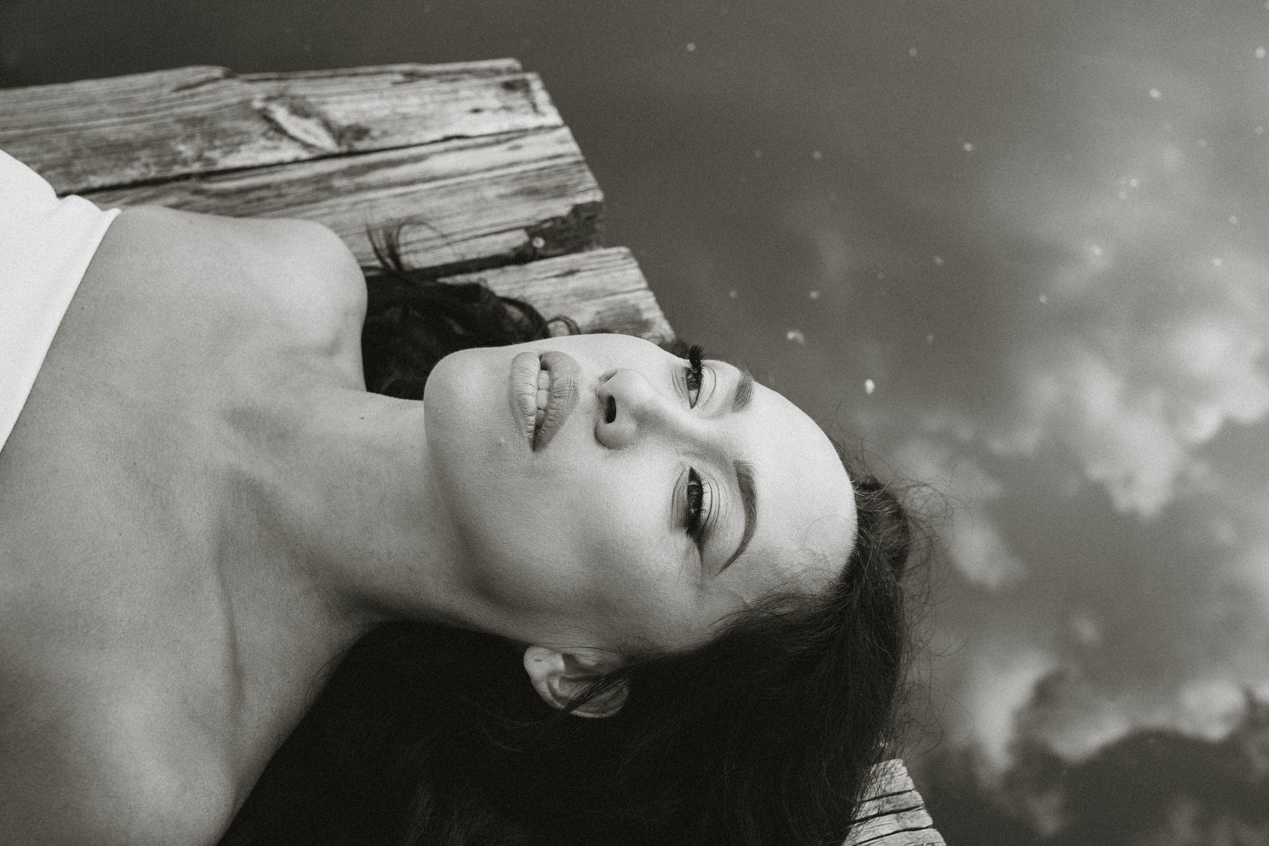 Жанна. Летняя фотоссесия на пруду. Портретный и семейный фотограф в Саратове Елена Шустова