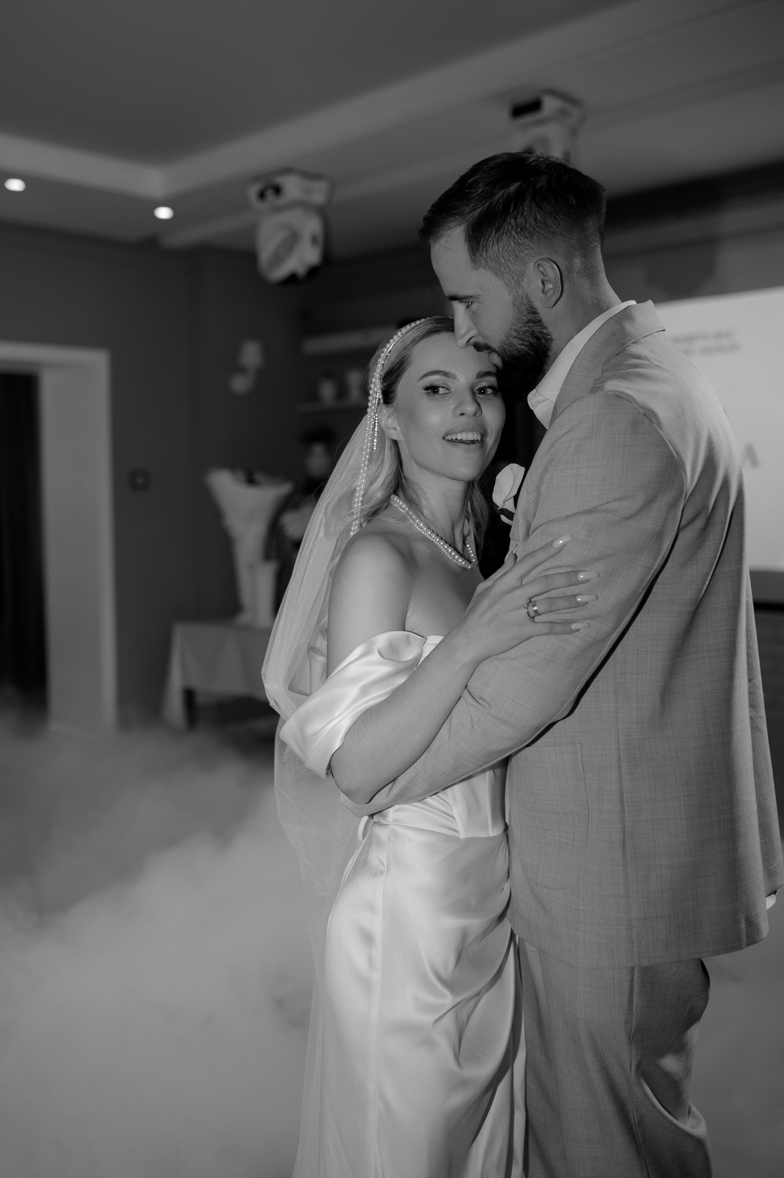 Илья & Елена. Твой личный проводник к красивым фотографиям в Старом Осколе