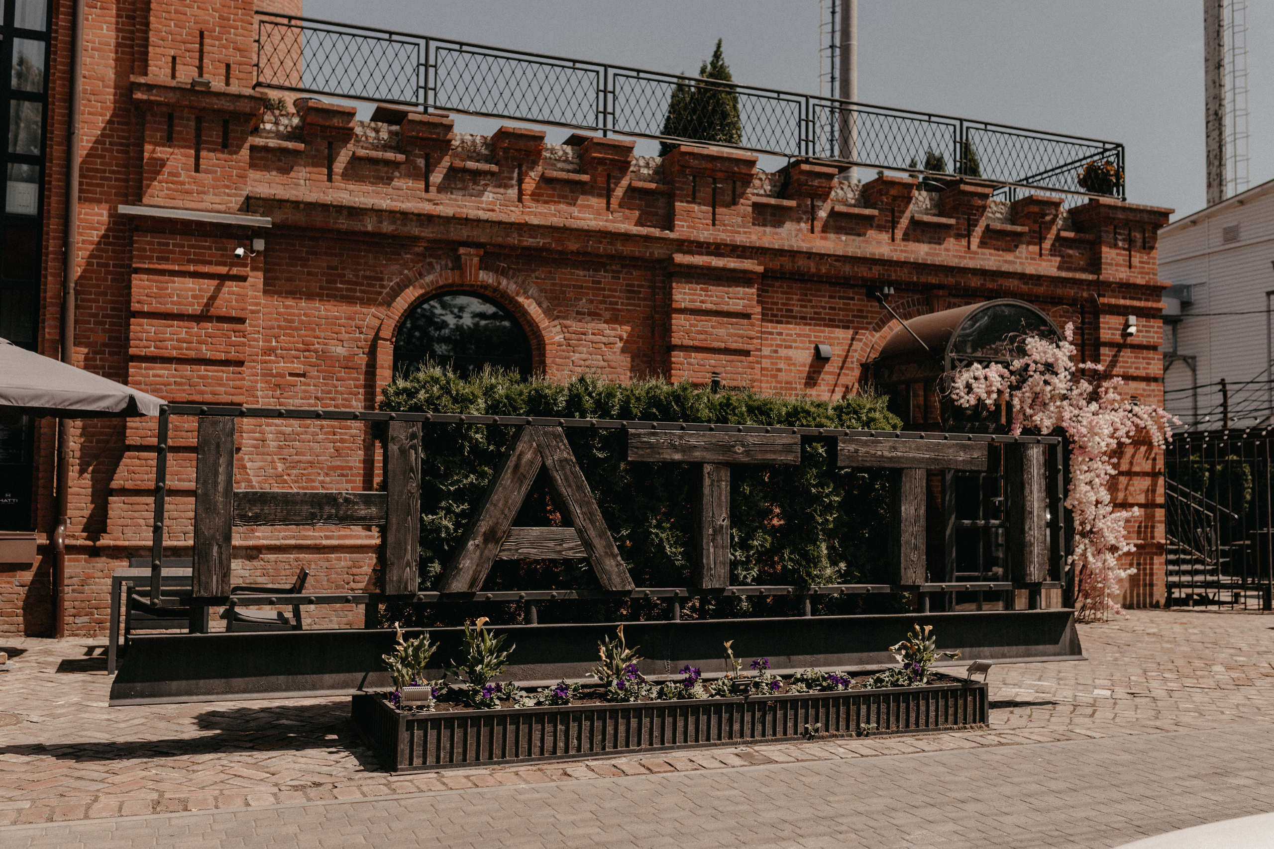 Сборы в отеле XATTI LOFT OTEL. Семейный и свадебный фотограф в Краснодарском крае и РА Юлия Голуб