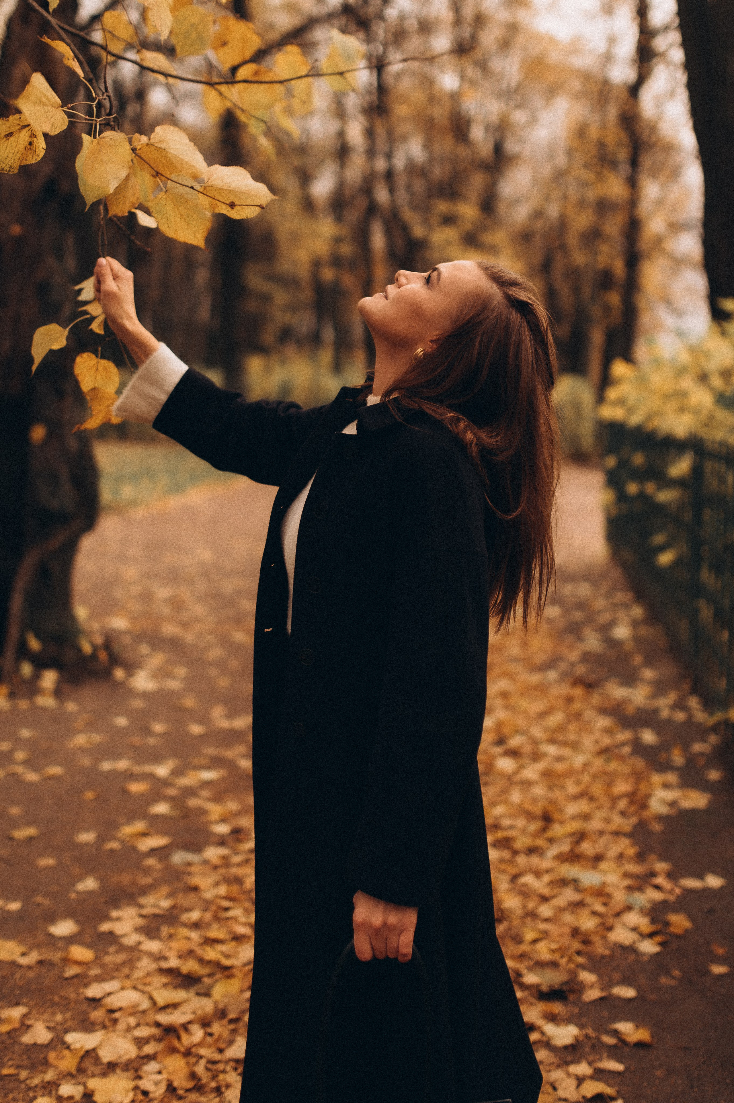 Осенняя индивидуальная фотопрогулка летний сад. Фотограф ПИТЕР СПБ Надежда Баранова