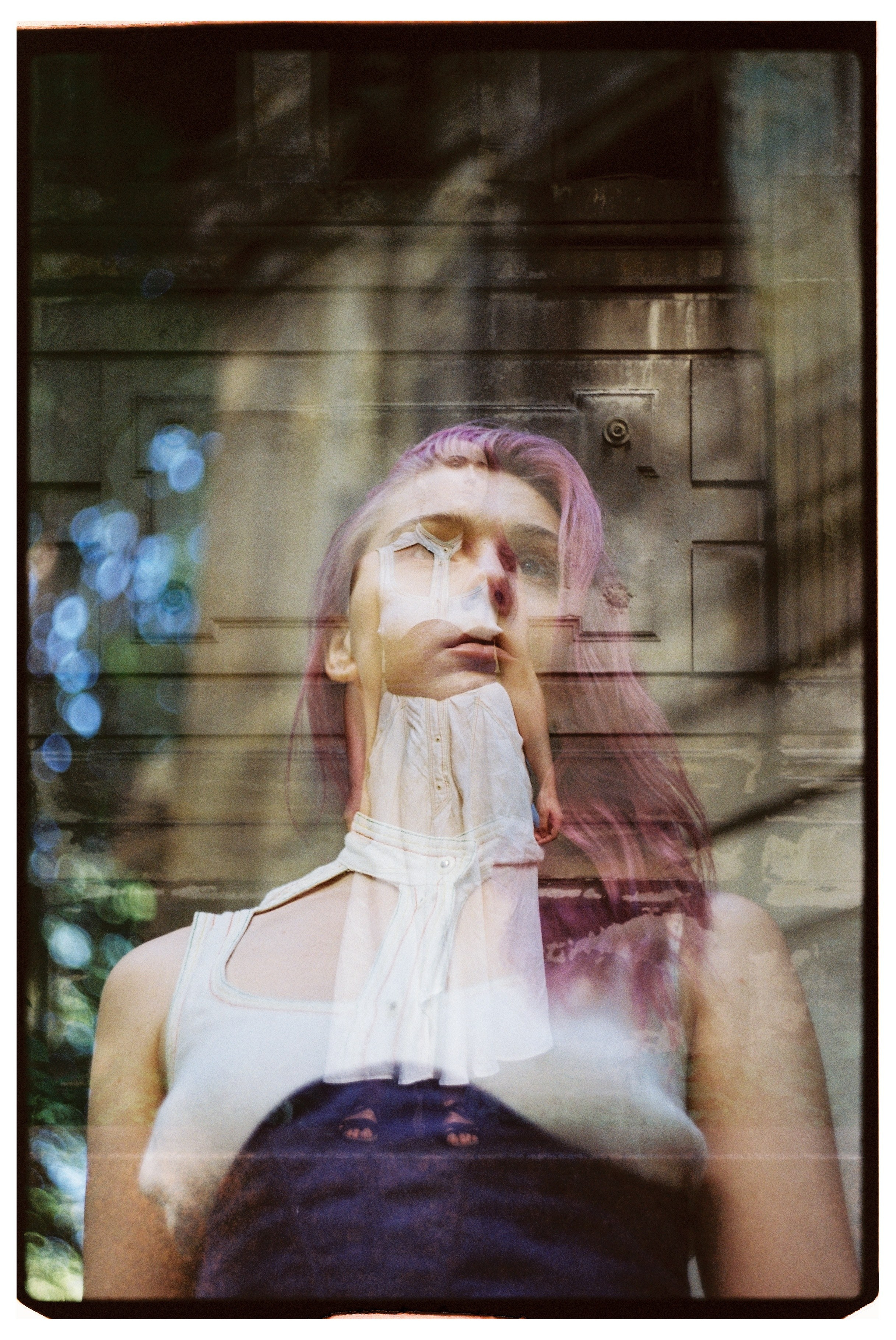 Фотосессия на Лютеранском кладбище на пленку для Кати в Санкт-Петербурге. Светлана Гопанюк. Портретный фотограф. Санкт-Петербург. СПб