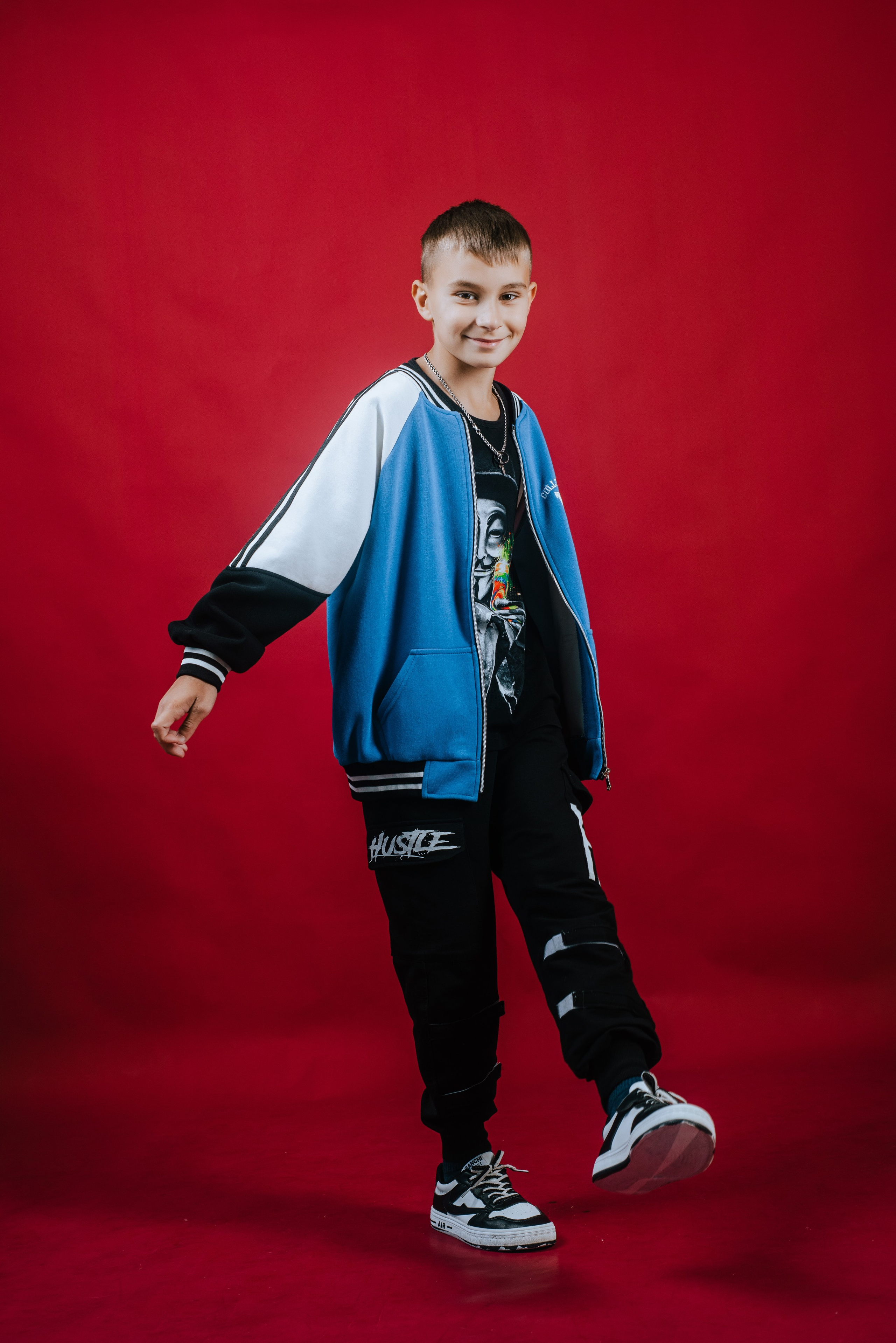 4Б — школа № 1. Фотограф Ярмишко Дарья. Выпускные фотокниги