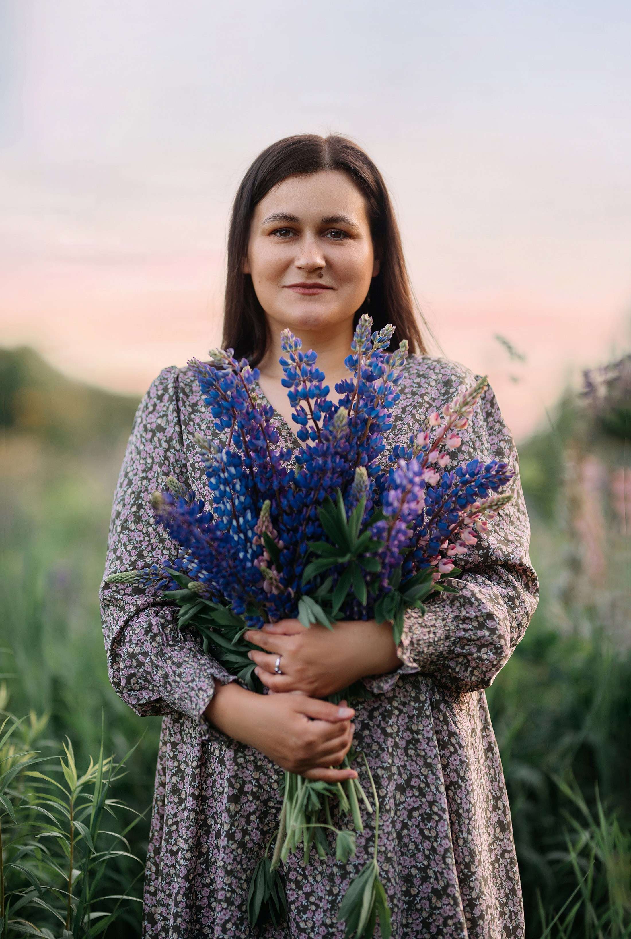 Анна в люпинах. Свадебный и семейный фотограф в Туле Ксения Сильвер