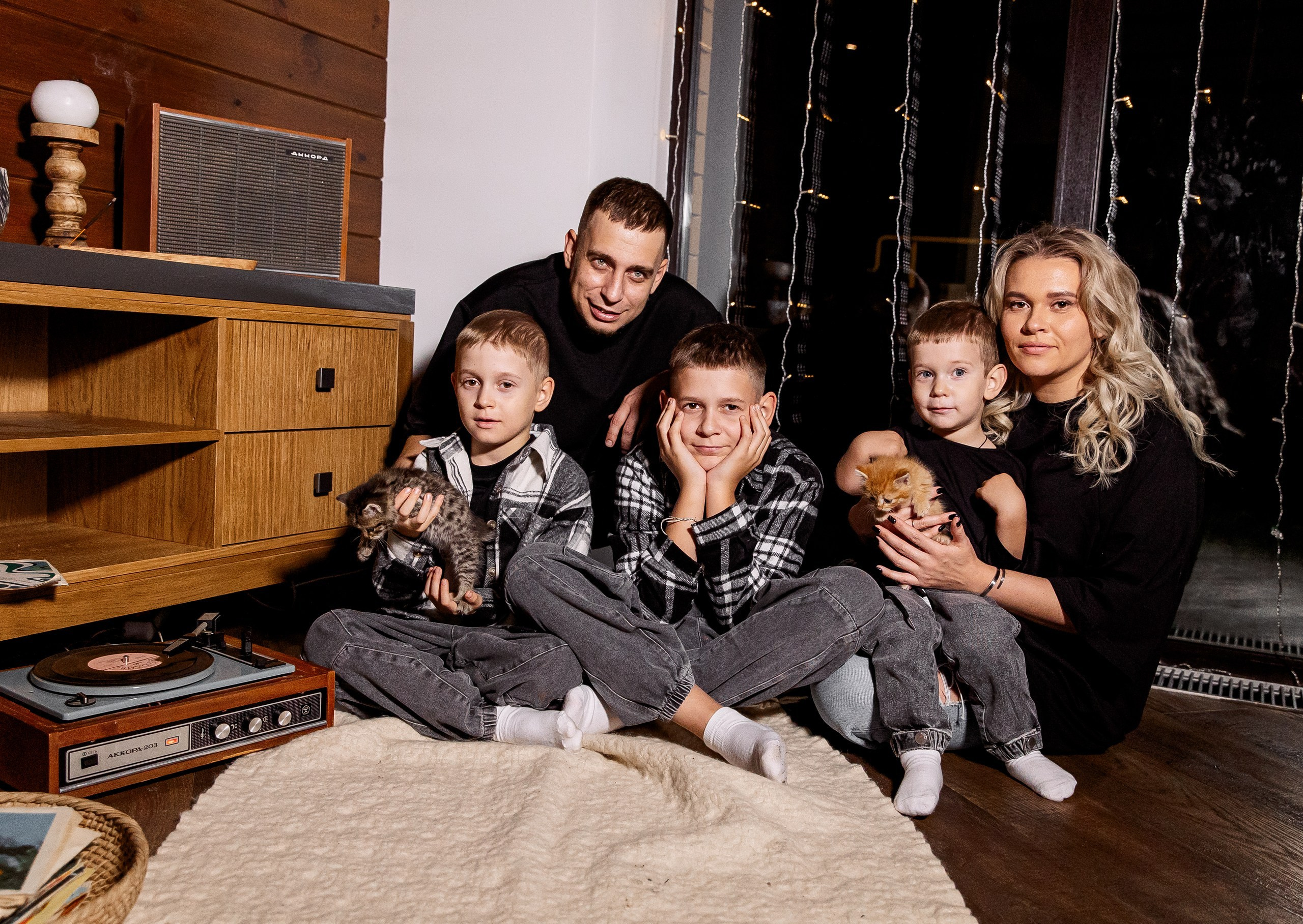 Эдуард и Дарья с сыновьями. Свадебный и семейный фотограф в Челябинске Юлия Ишимова