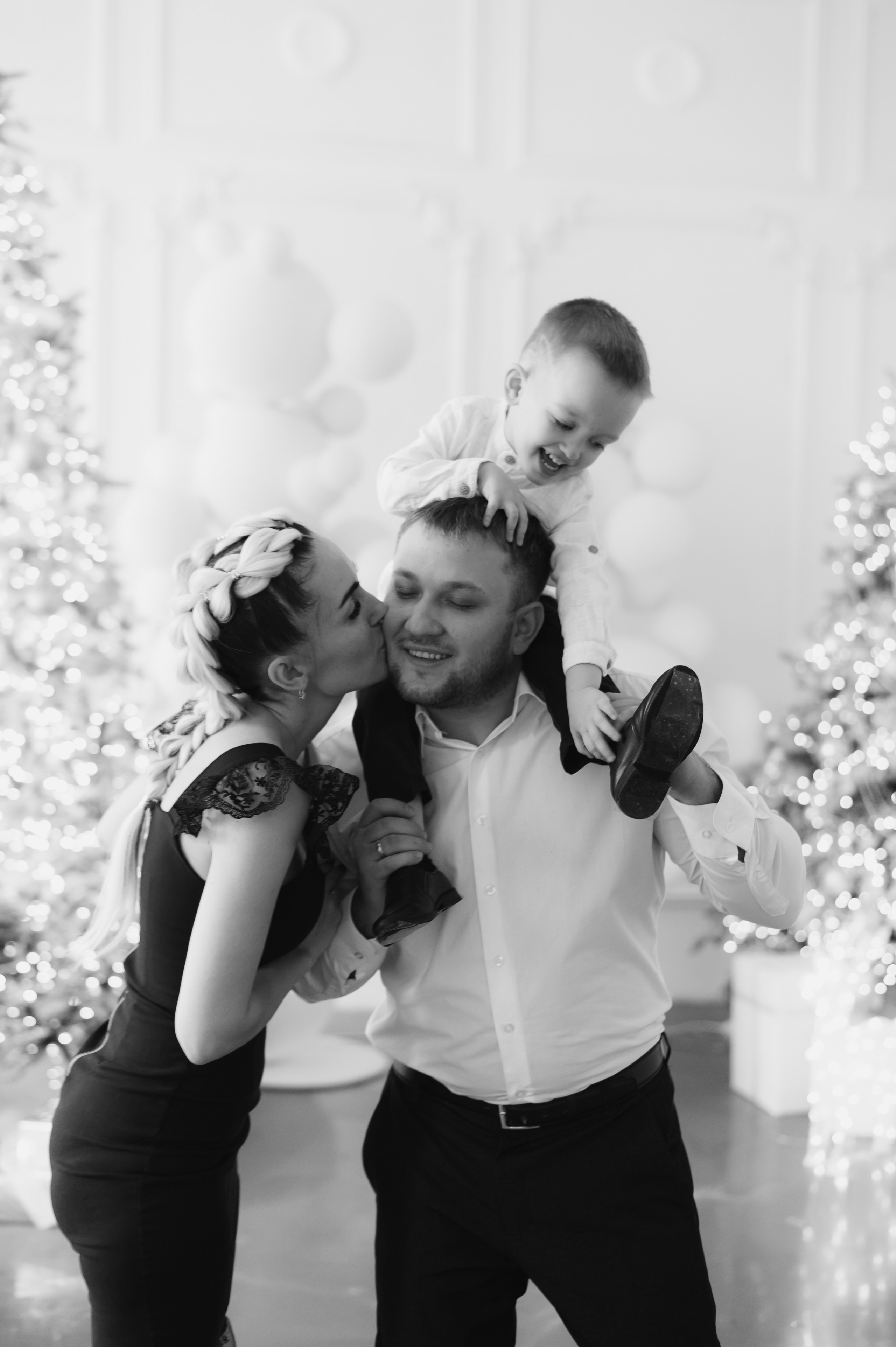 Смотреть в одну сторону. Свадебный и семейный фотограф в Красноярске Виктория Тимонина