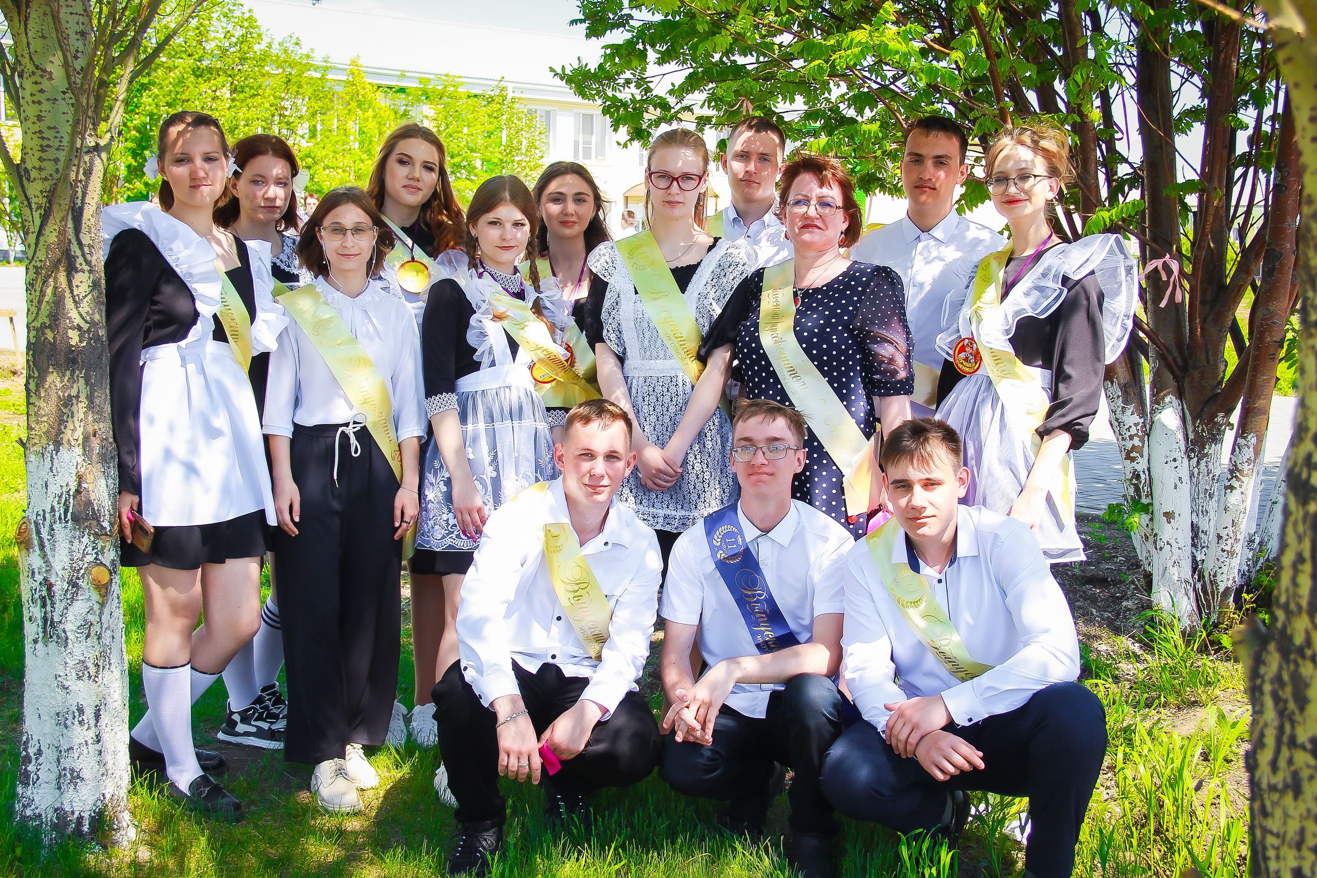 9-11 классы СЪЁМКИ ВЫПУСКНЫХ И ПОСЛЕДНИХ ЗВОНКОВ. Выпускные альбомы для школ и Детских садов в Барнауле /Выпускные/Свадебные/Детские/Семейные и др. виды съёмок /Фотограф Вера Валейко