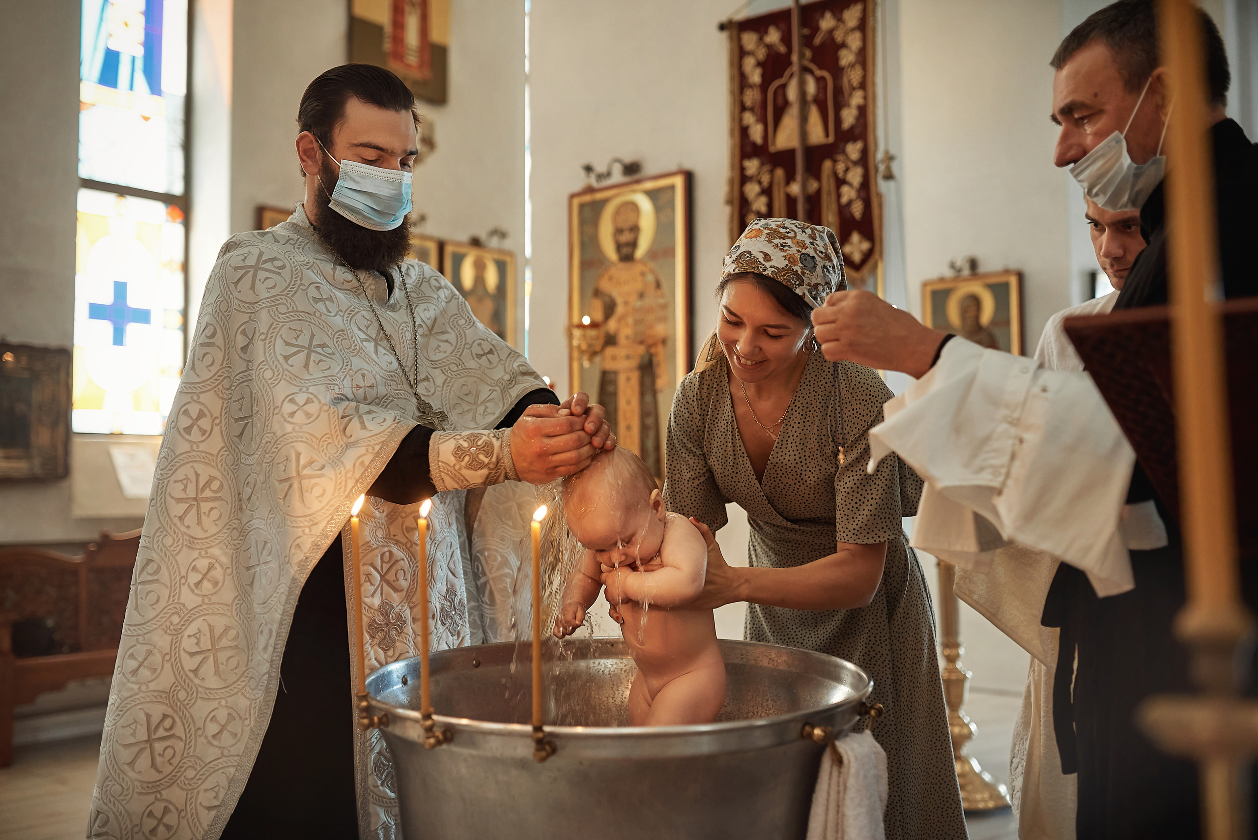 Крещение Миланы_Храм Дмитрия Ростовского. Семейный фотограф в Ростове-на-Дону Татьяна Литвинова