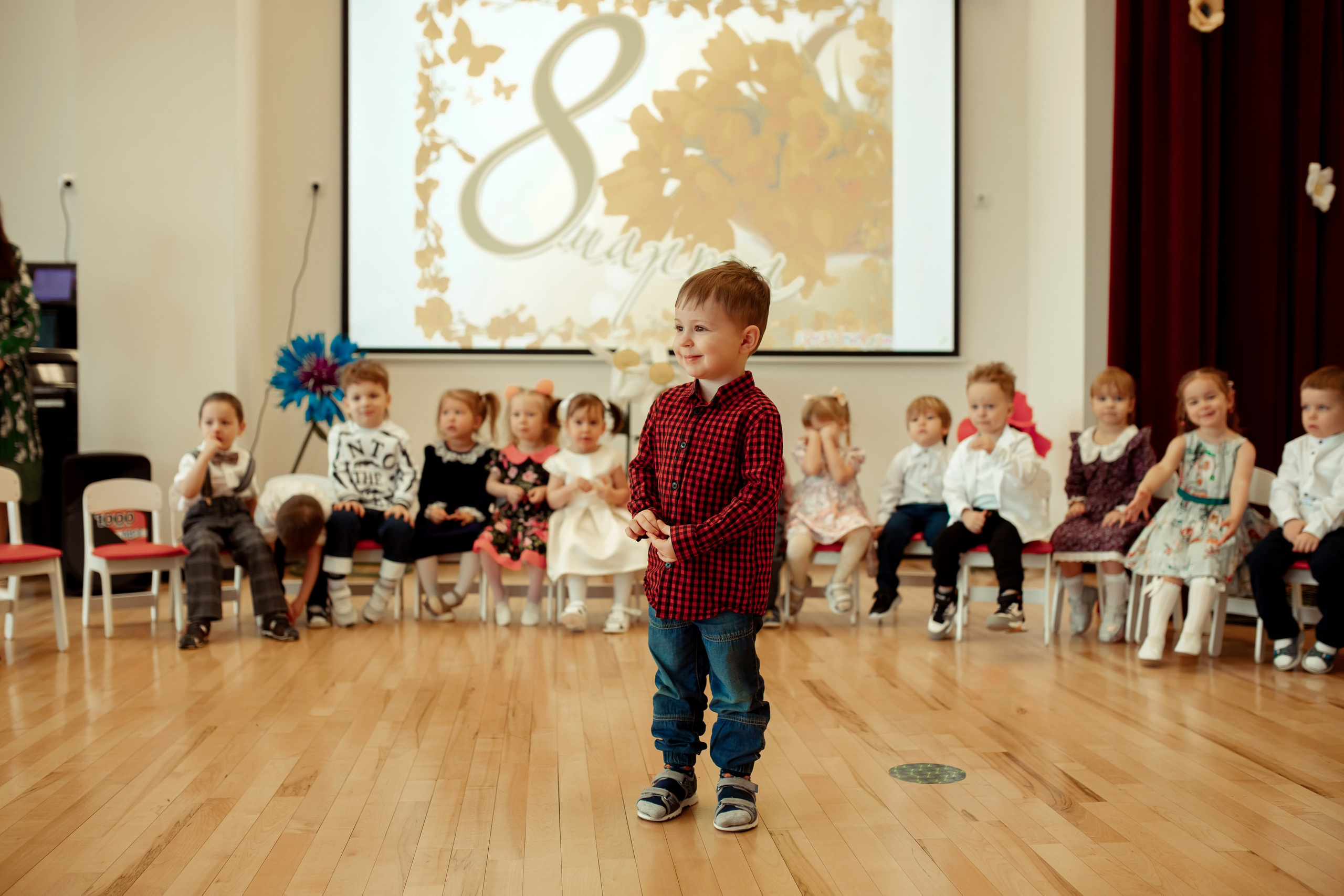 Праздник весны в детском саду. Семейный и детский фотограф в Москве Дорогова Екатерина