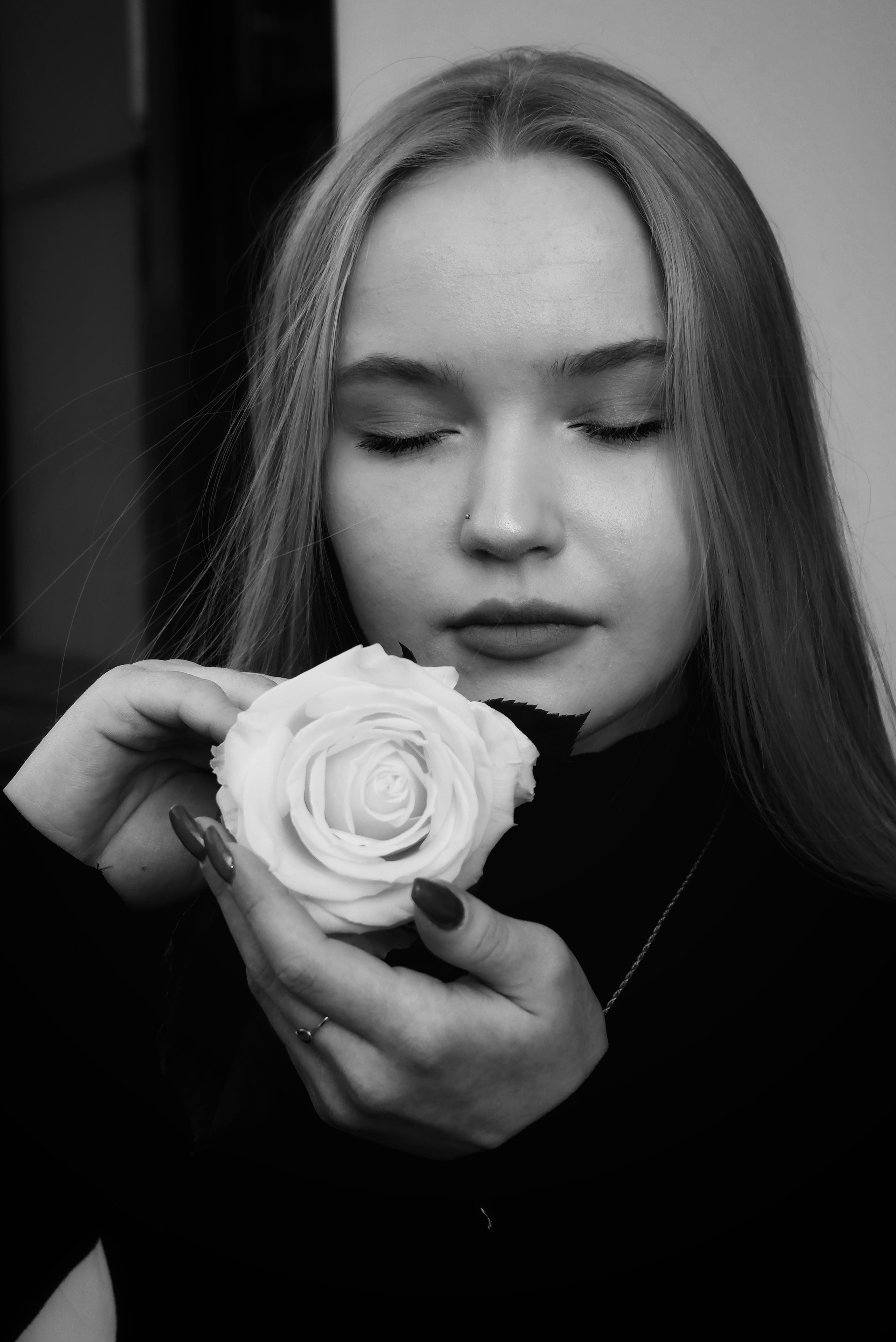 Нежная как роза. Прогулка с красавицей Ксюшей. Фотограф в Норильске Наташа Фаби