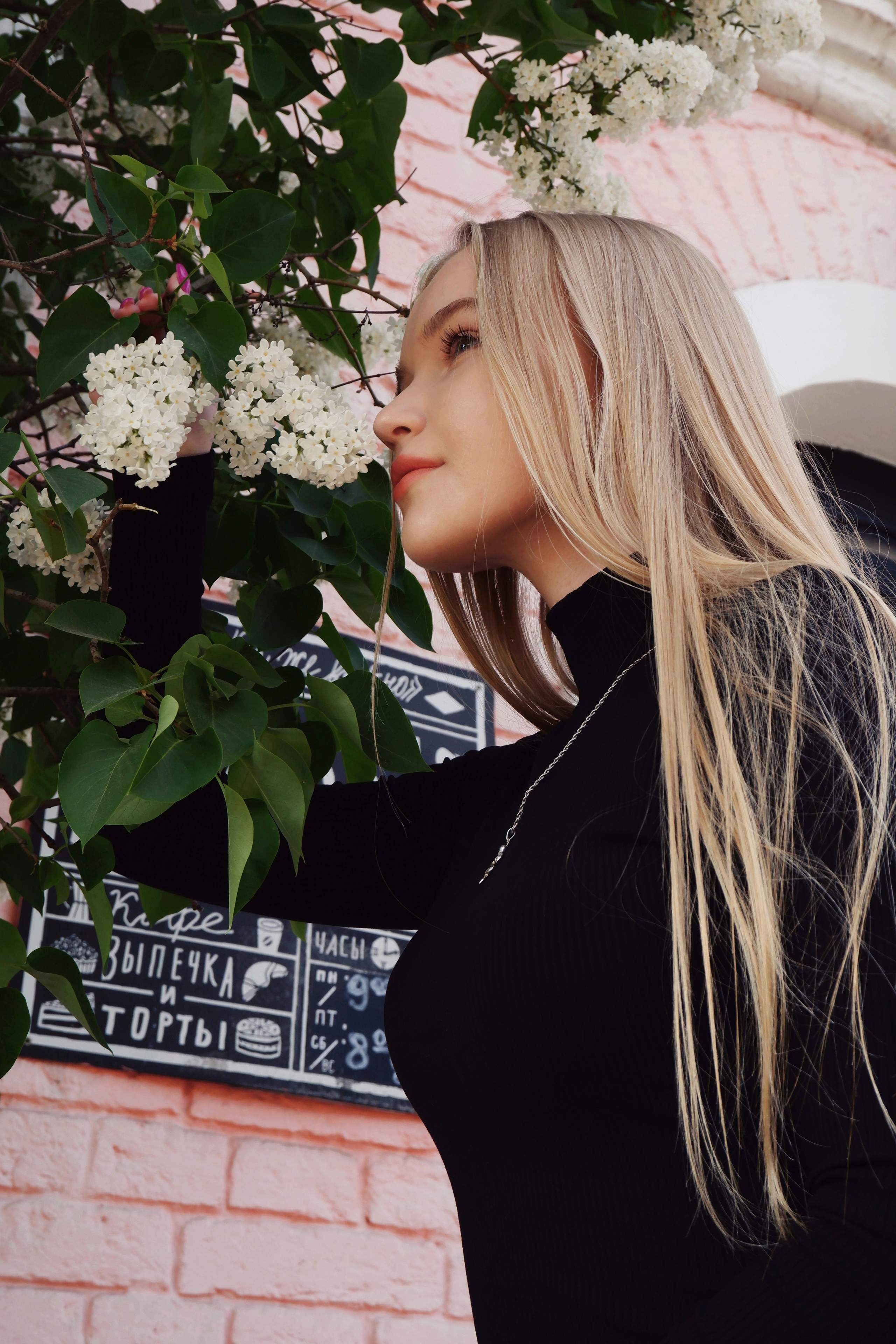 Нежная как роза. Прогулка с красавицей Ксюшей. Фотограф в Норильске Наташа Фаби