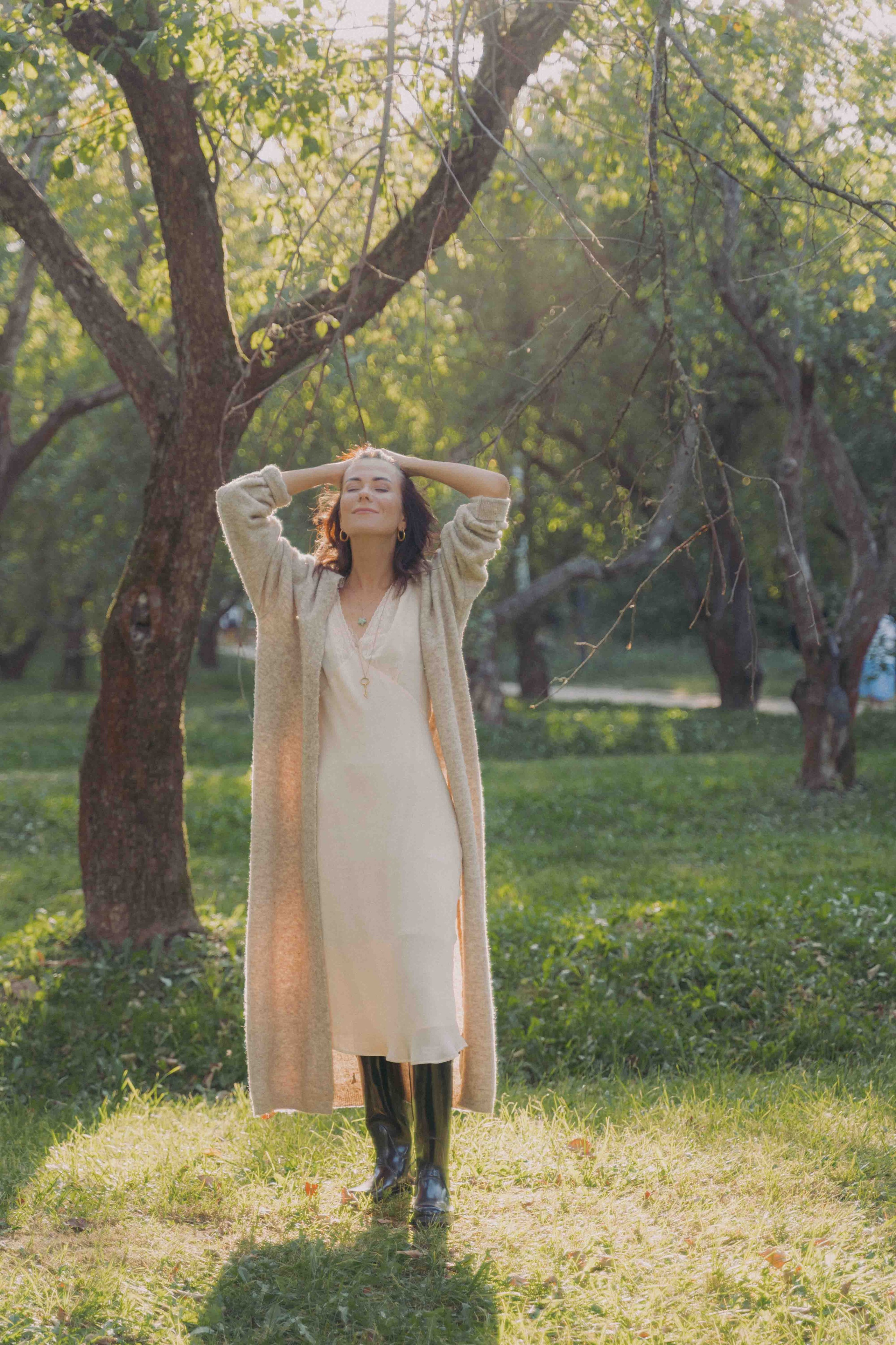 Яблоневый сад и гамак. Фотограф и видеограф в Москве и Абу Даби Мария Кулагина