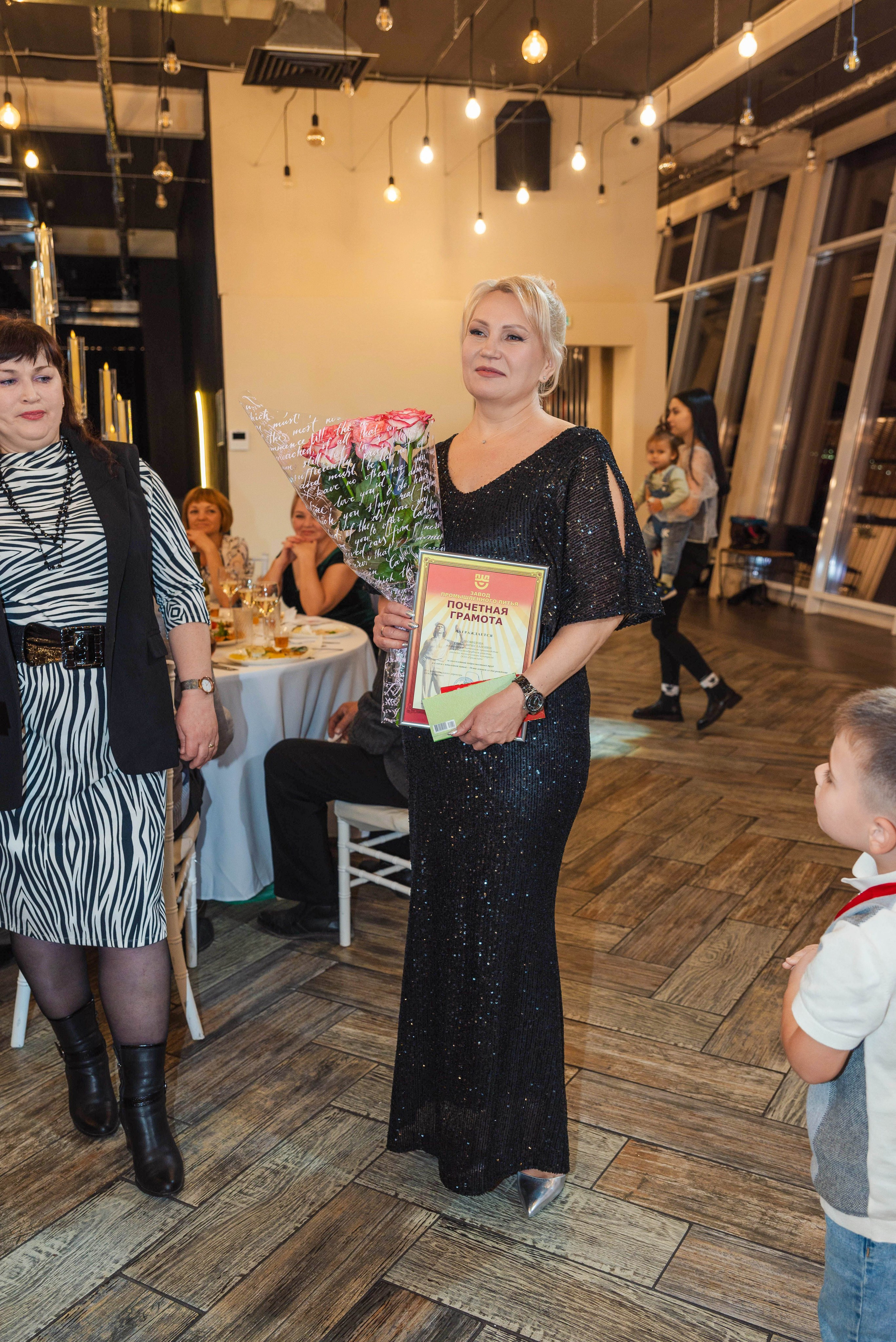 11.11.2024 Елена. Меня зовут Михайлов Сергей, занимаюсь фото и видео г. Чебоксарах