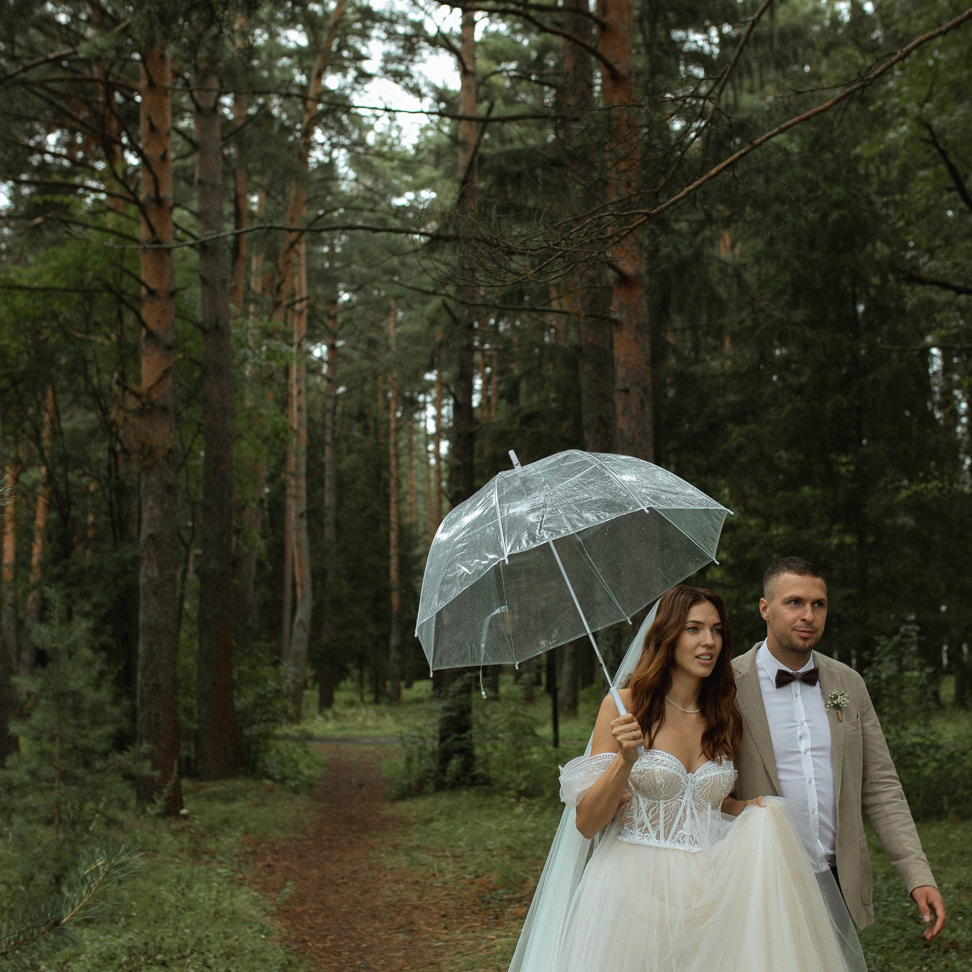 За окном был дождь. Свадебный фотограф Ярославль, Рыбинск