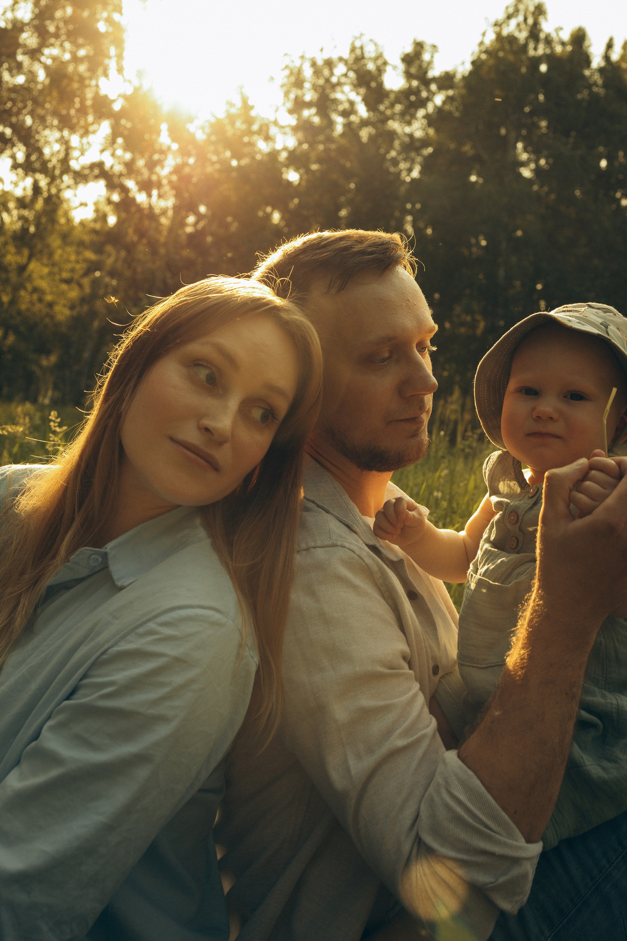 На природе. Семейный фотограф Новосибирск Фотограф на выписку Новосибирск