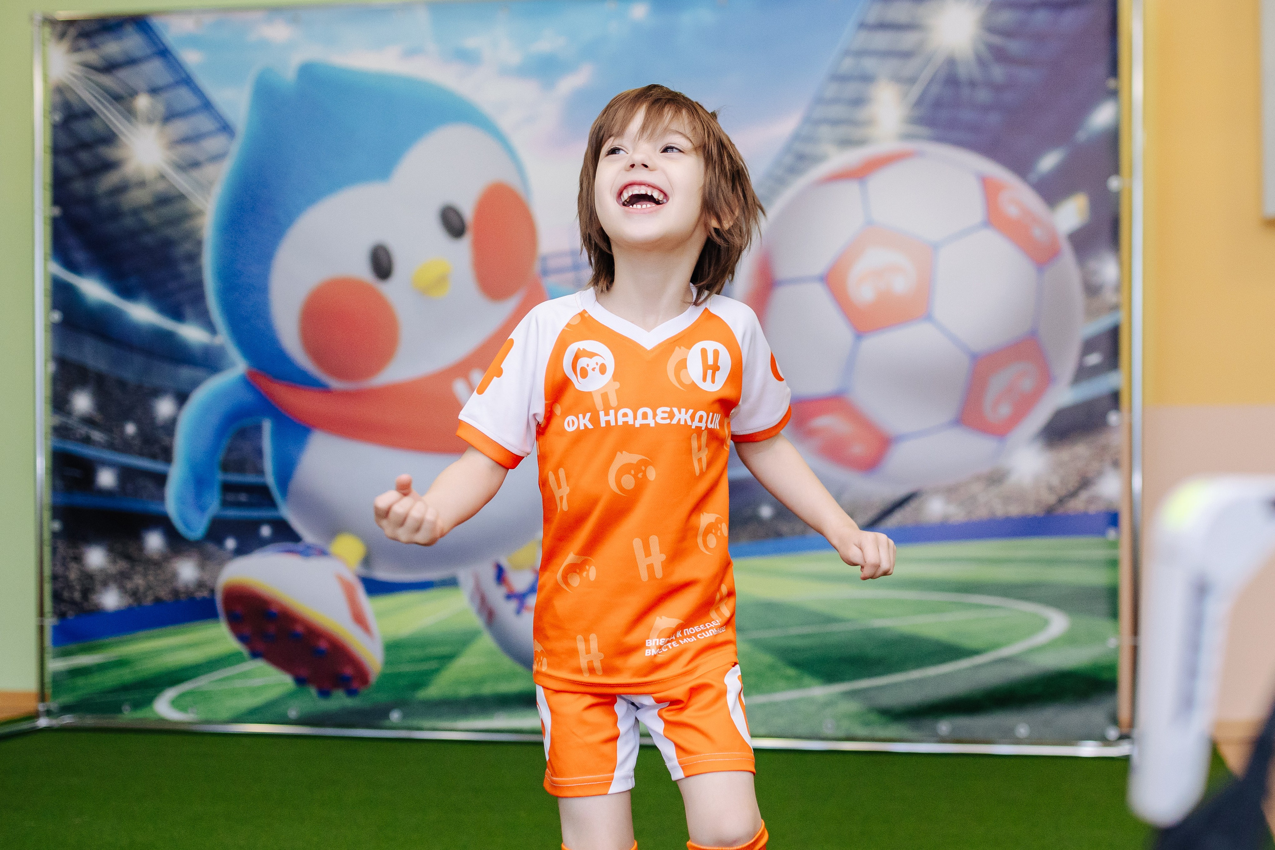 Фотосессия с кубком в детских садах г. Магнитогорска. Денис Прохоров Фотограф в г. Магнитогорск