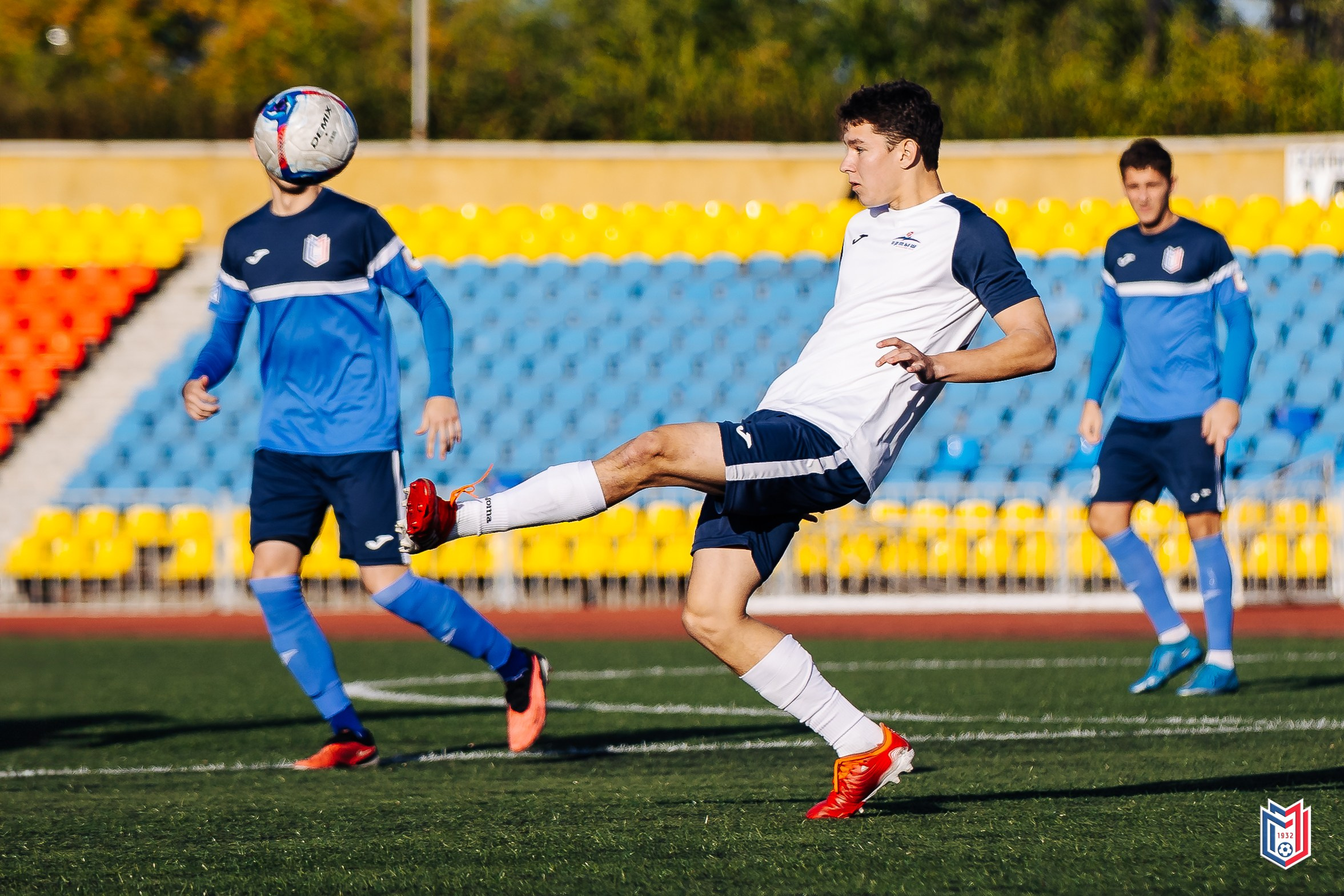ФК «Металлург-Магнитогорск» — «СибГУФК Иртыш-2» // 21.09.24. Денис Прохоров Фотограф в г. Магнитогорск