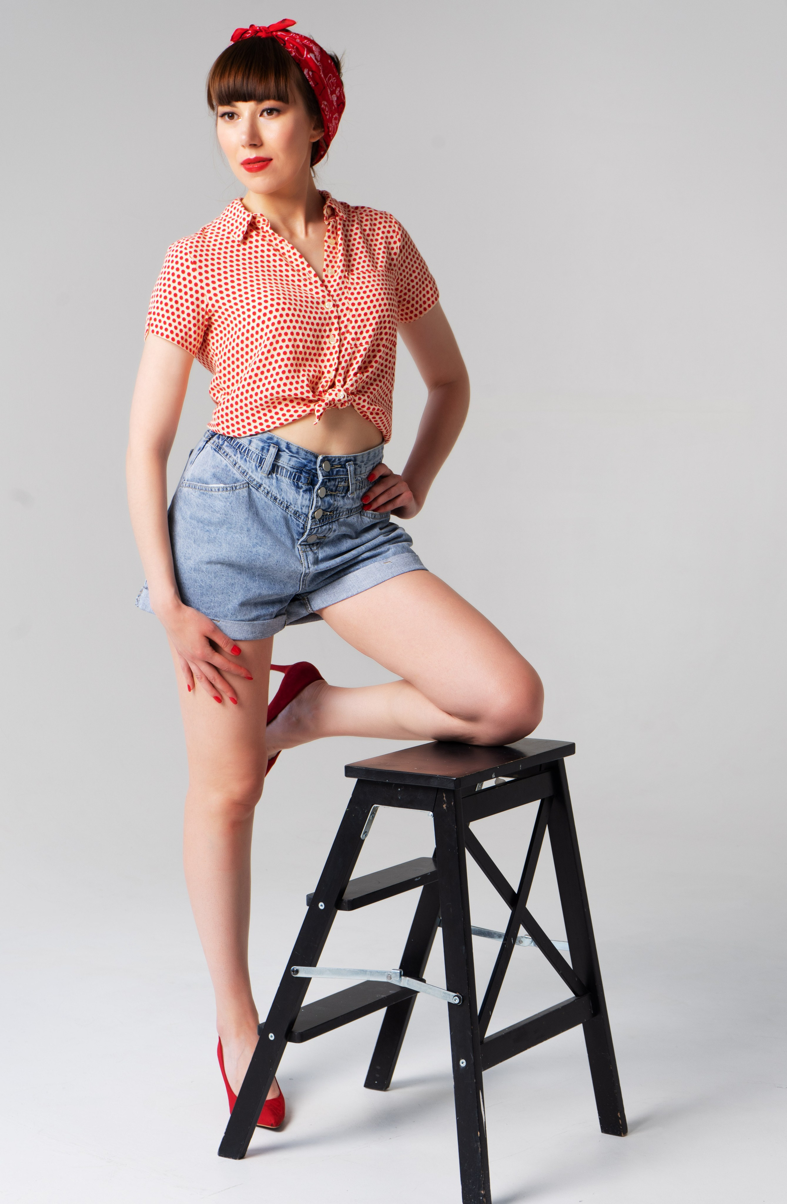 Фотосессия на циклорамме. Фотограф Екатеринбург Кокшарова Александра