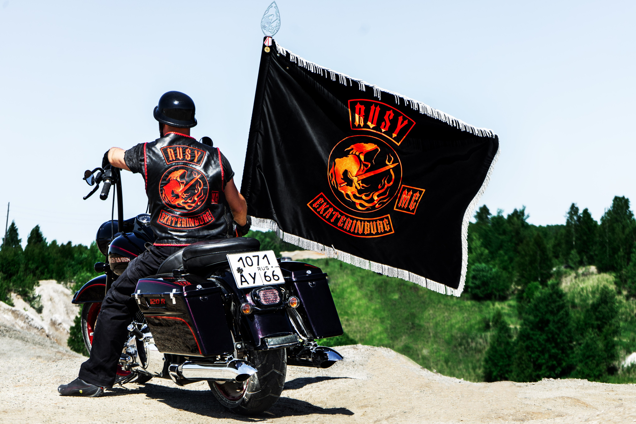 Мужская фотосессия на Марсе. Фотограф Екатеринбург Кокшарова Александра