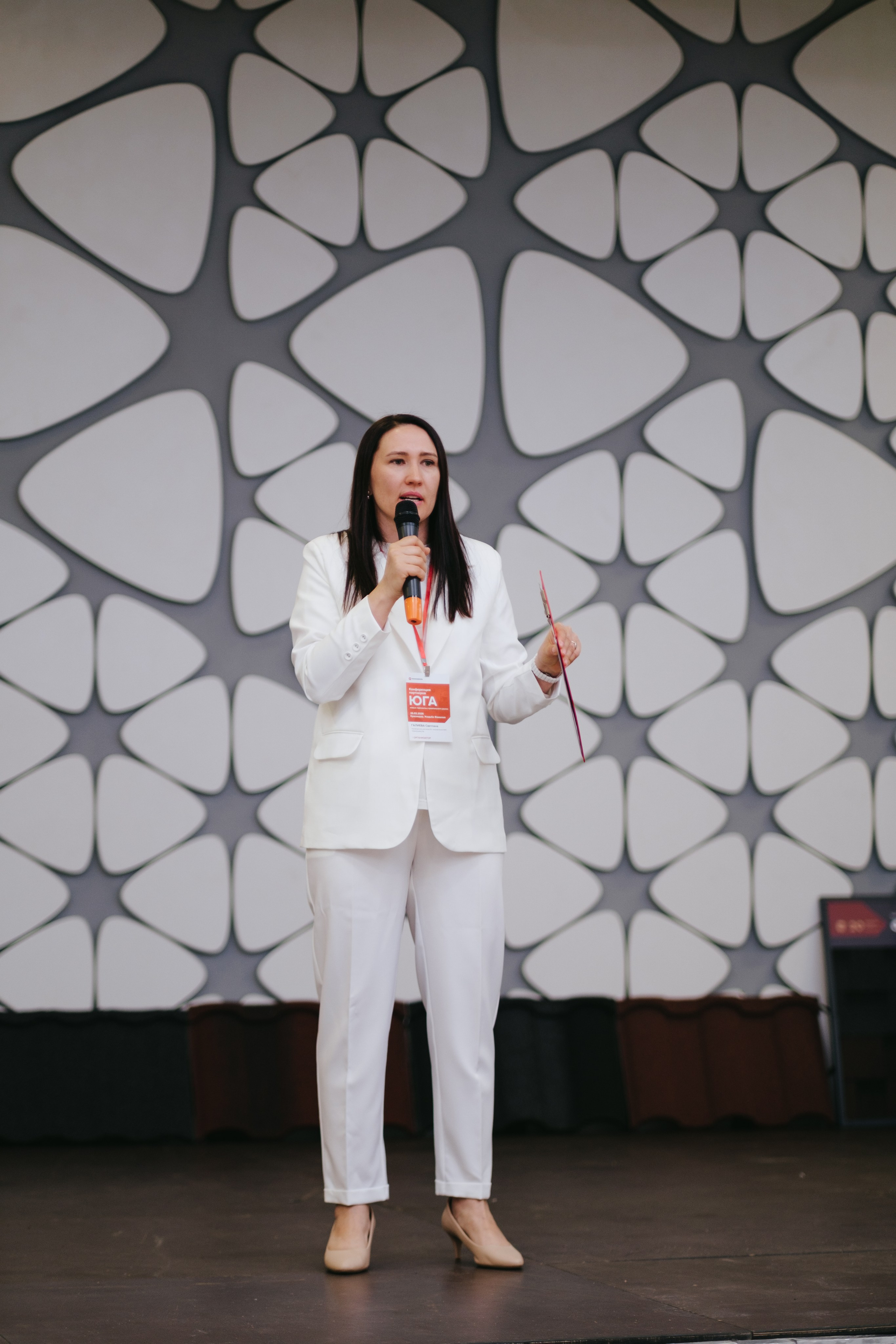 ТЕХНОНИКОЛЬ | КОНФЕРЕНЦИЯ ПАРТНЕРОВ ЮГА. Свадебный фотограф Денис Ожигин в Краснодаре и крае. Эмоциональная и стильная съемка вашего дня