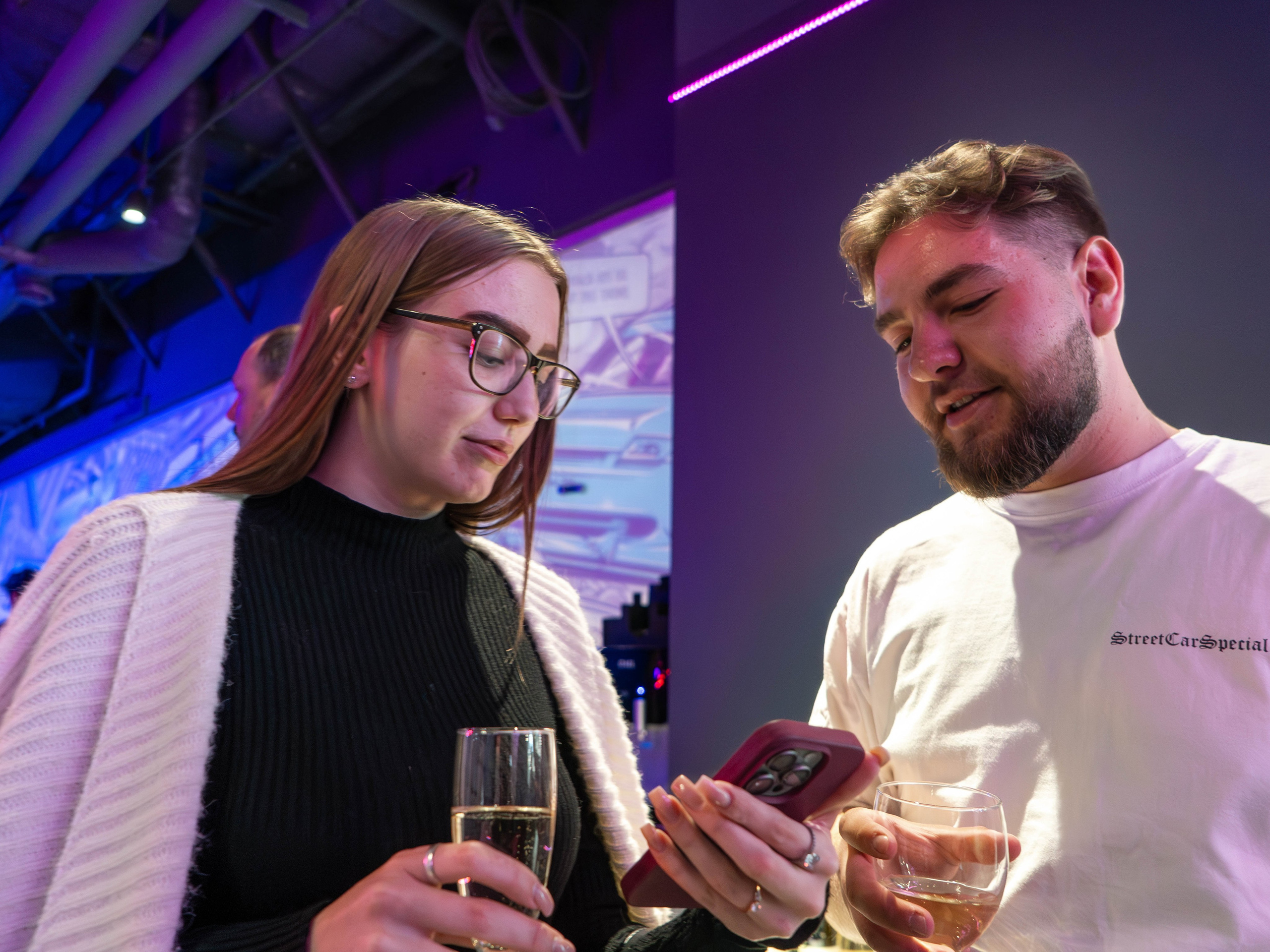 Открытие компьютерного клуба «Meta Racing». FM Media Сrew. Репортажные фото и видео