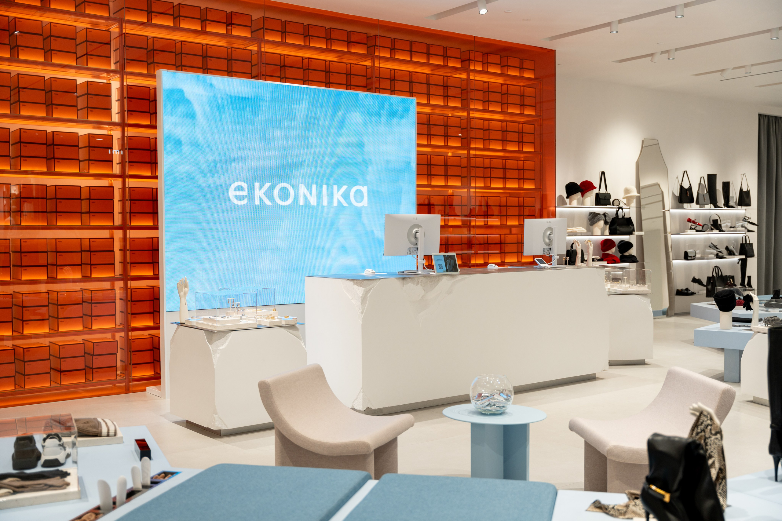 Интерьерная фотосъемка магазина Ekonika в Краснодаре — обувной бренд Профессиональная фотосъемка Ekonika — фирменный магазин в Краснодаре. Шедевры для Вас! Фотограф и Видеограф в Краснодаре Пахиев Руслан