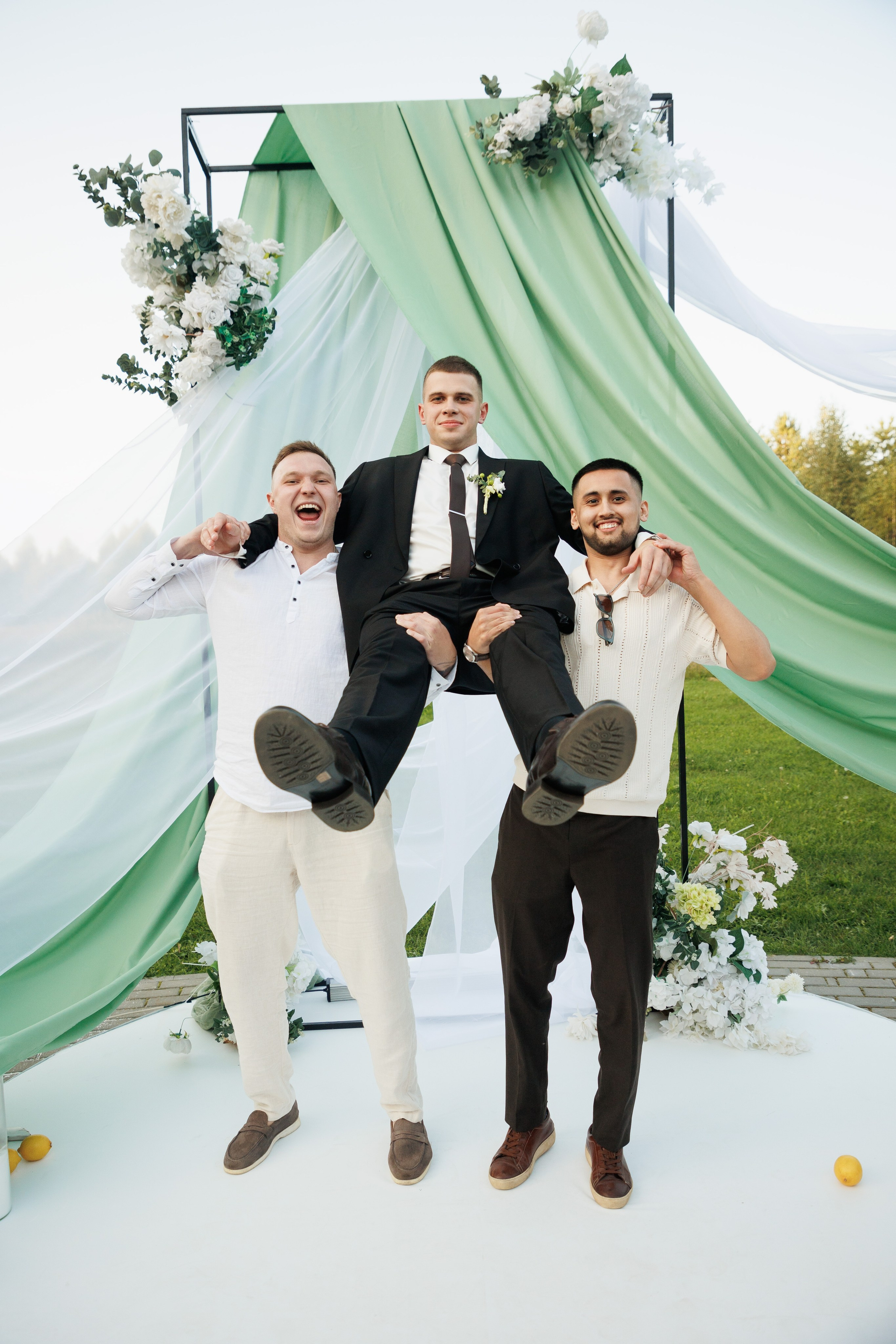 Сентябрь 2025, Белый лис, Выкса. Фотограф городских и семейных событий в Нижнем Новгороде Артем Карпухин