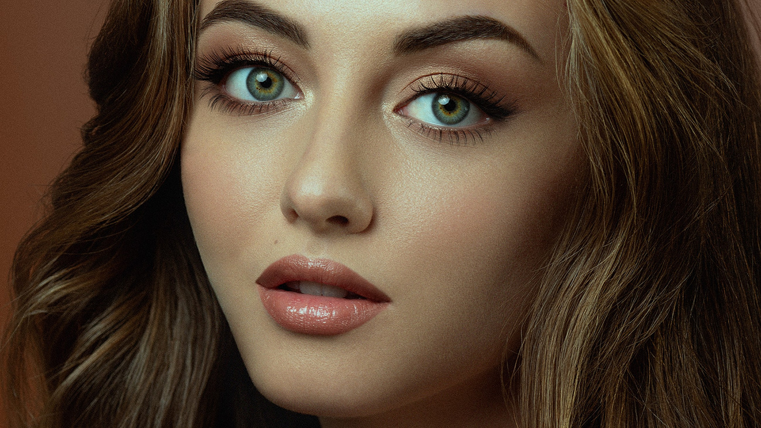 Фотограф в Краснодаре Нани Лоза. Студийная и выездная фотосъёмка