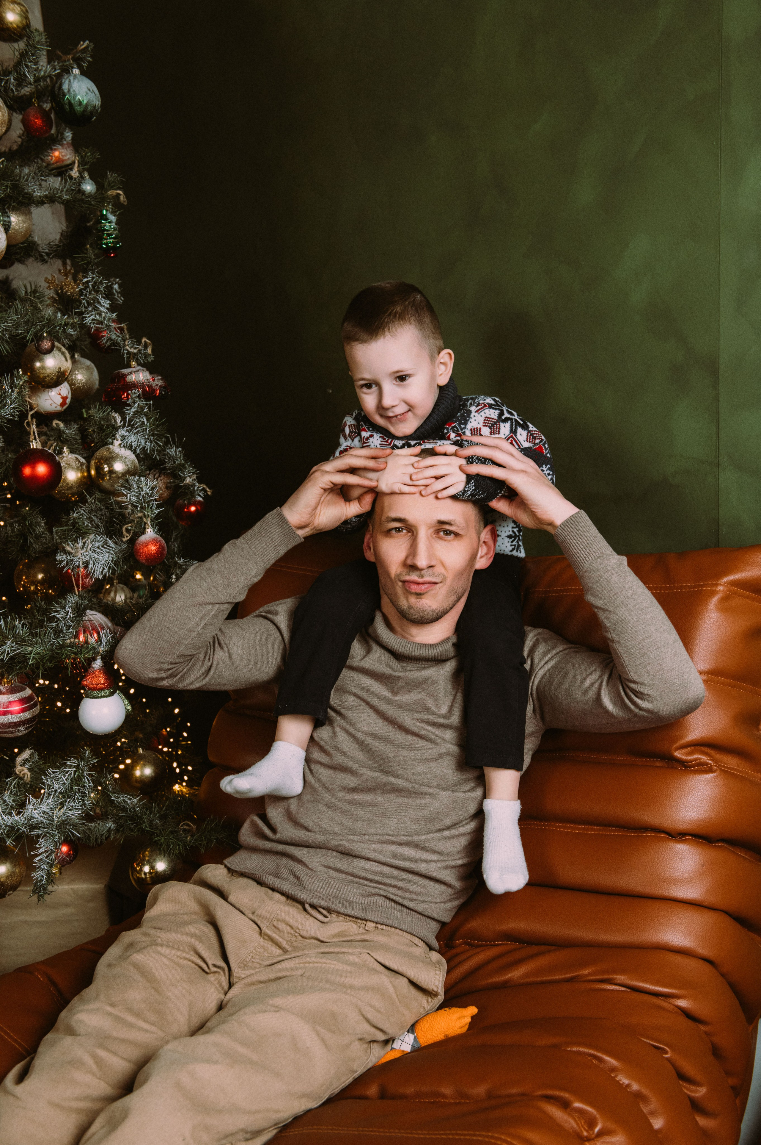 Большая семья собралась вместе на Новый год. Фотограф в Сургуте Светлана Гибадуллина