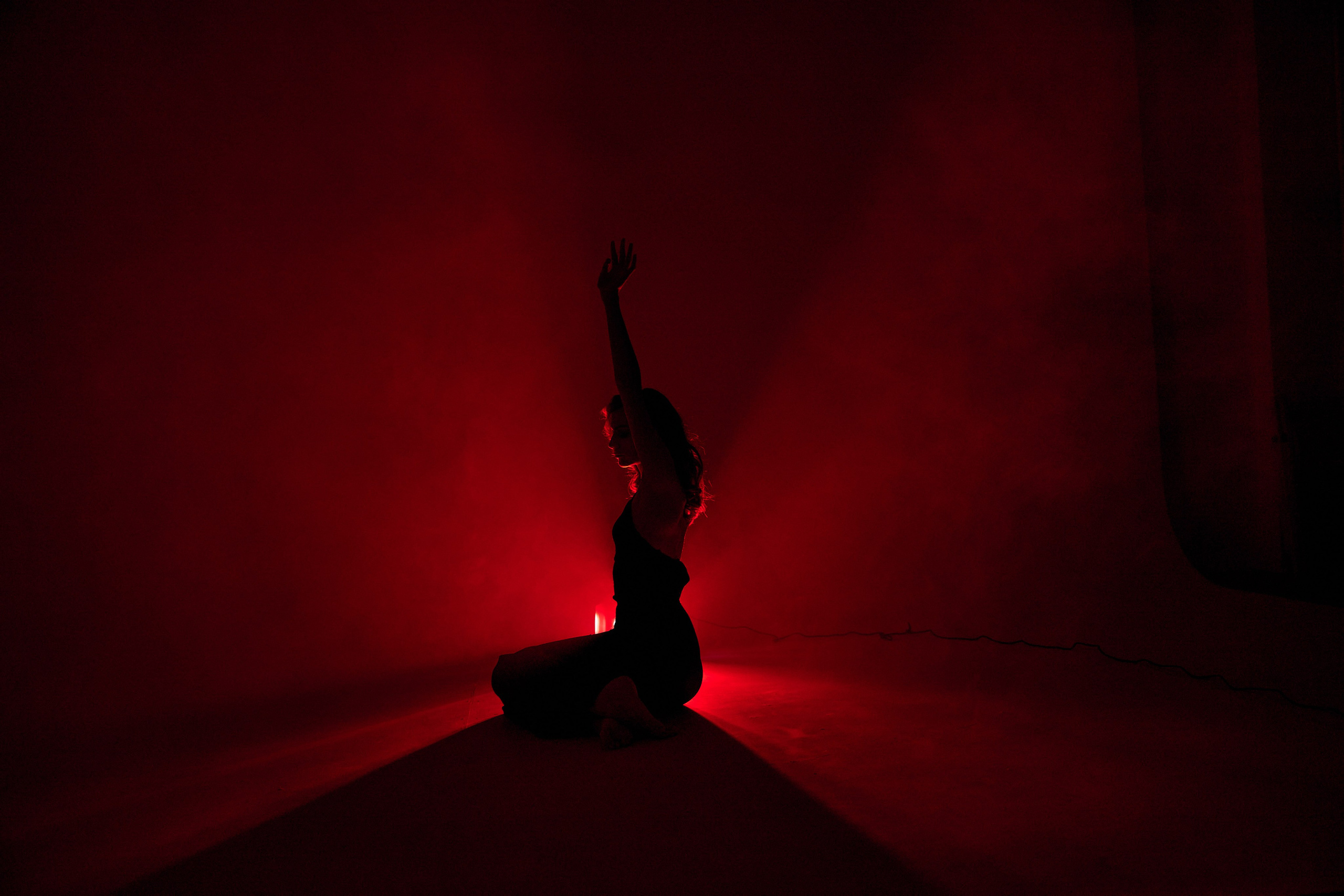 Lady in red. Свадебная, репортажная фотосъемка и видеосъемка в Минске. Илья и Юлия Ширмановы. Фотограф | Видеограф | Минск