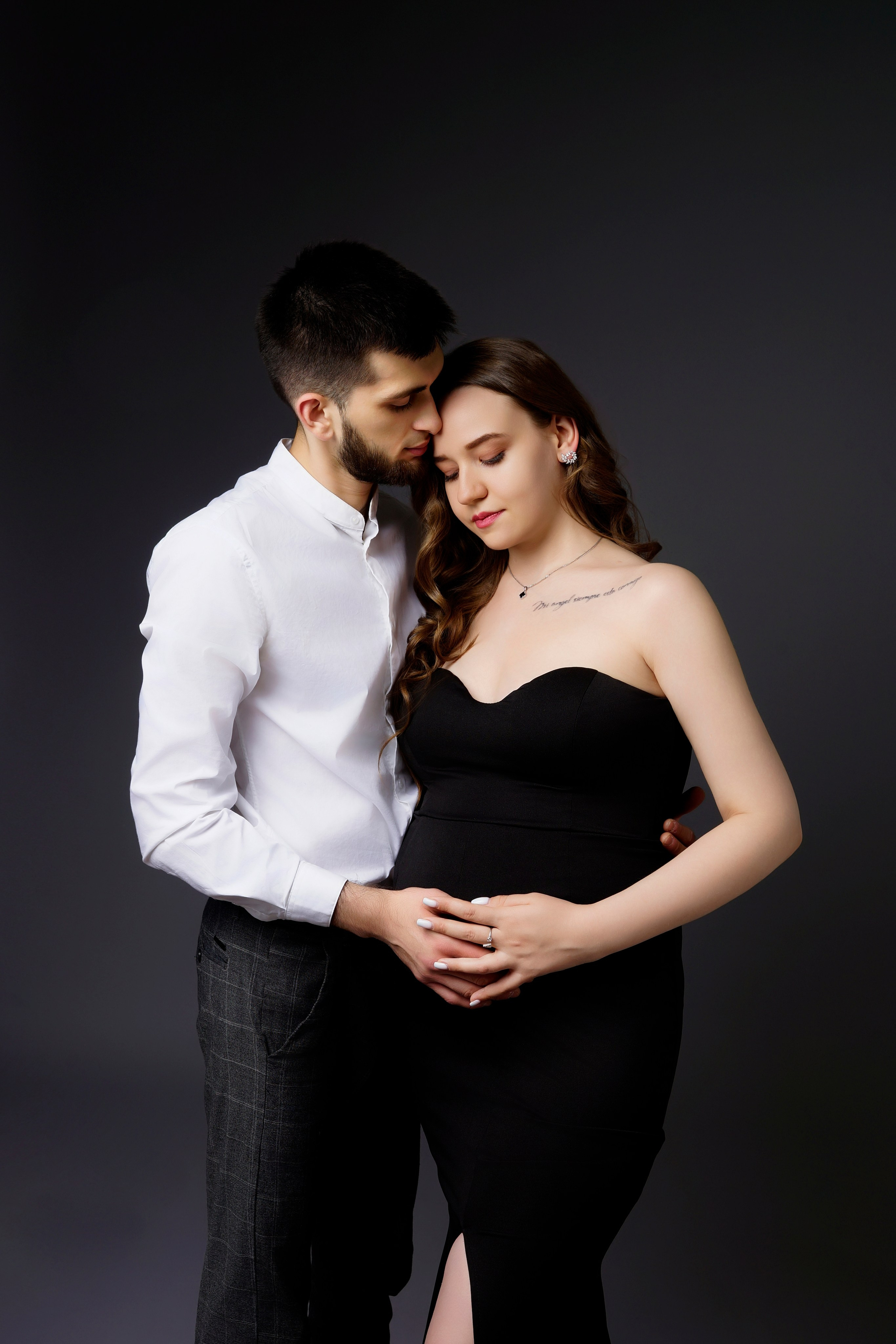 Съёмка беременности в моей фотостудии «НЕБО». Женский фотограф в Химках Алёна Ленёва