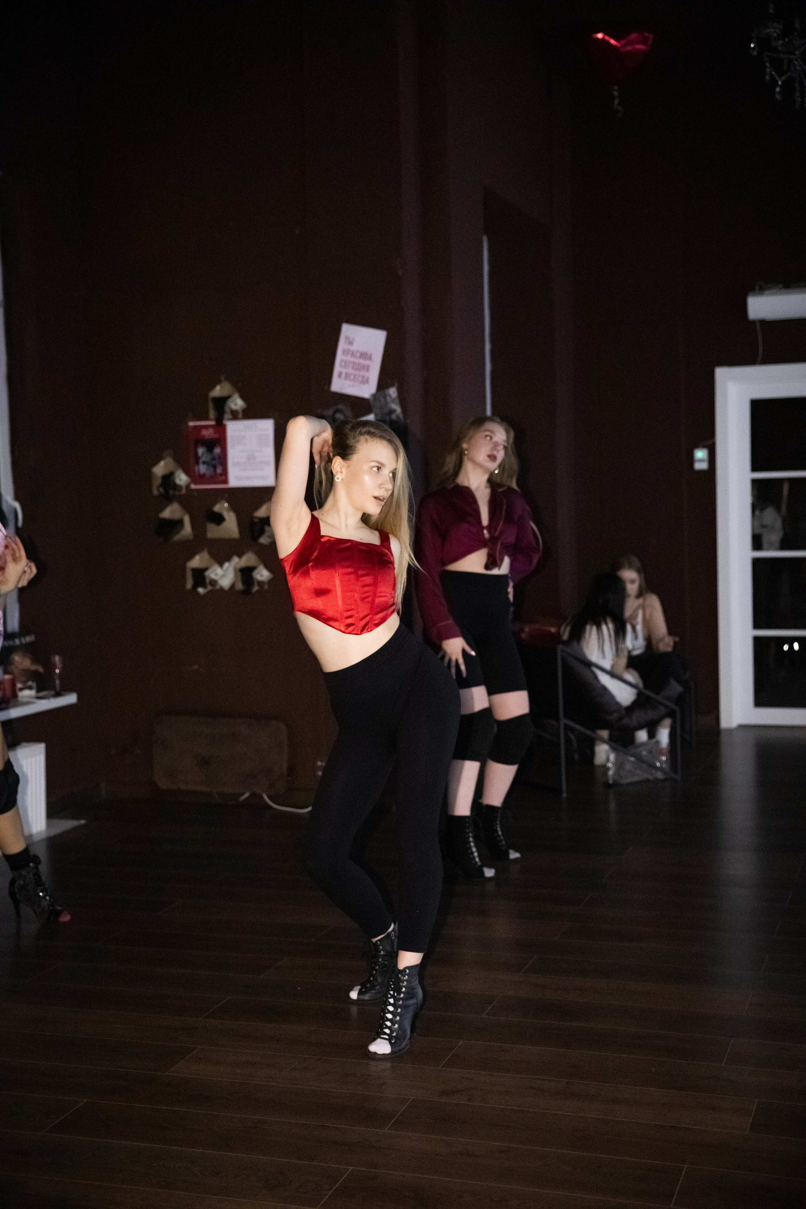 Центр женской энергии AMTI | 8 марта. Фотограф брендов и бизнеса в Москве Алексей Сентюрин