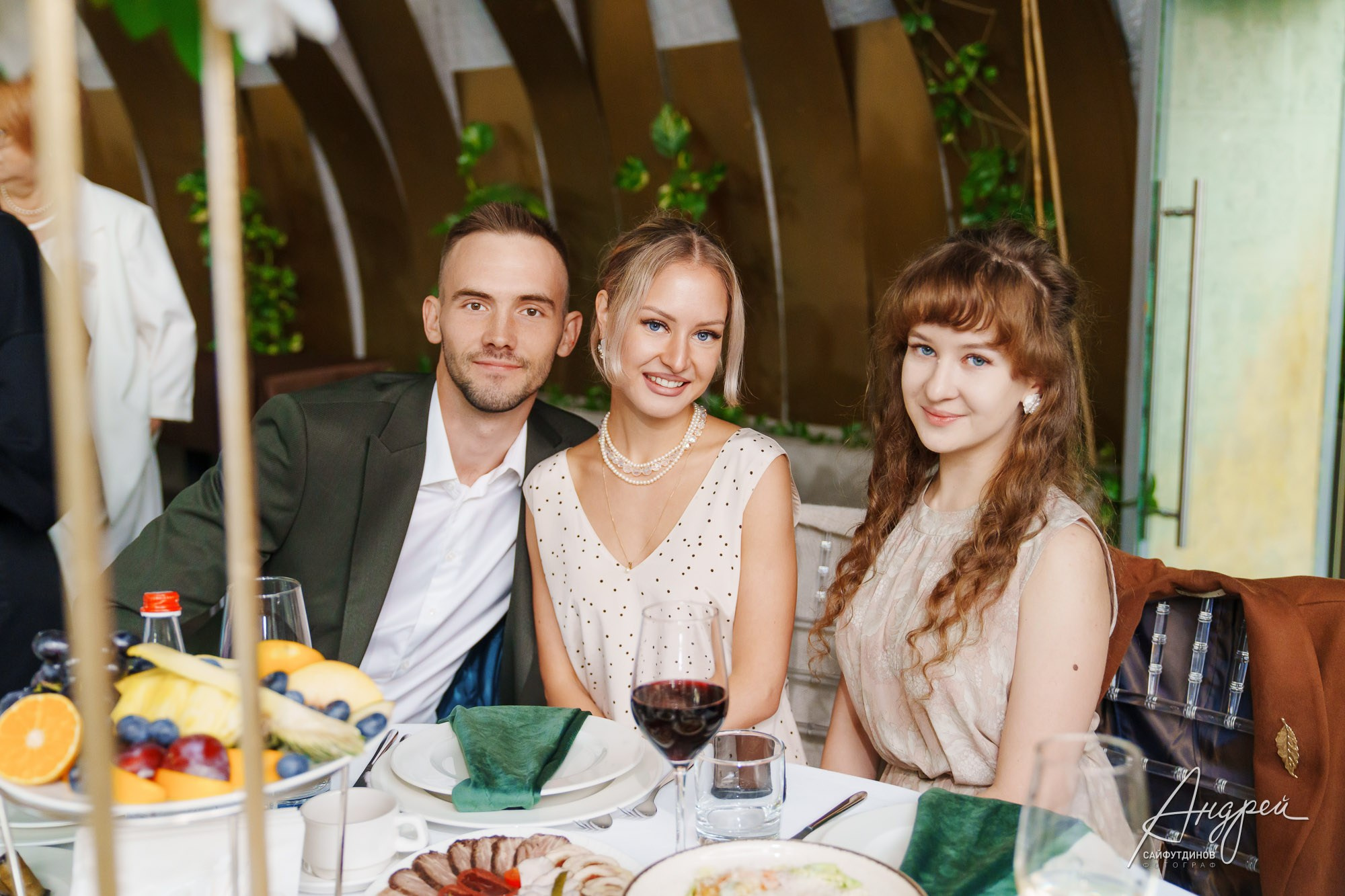 Фотоотчёт и бэкстейдж свадебной фотосессии. Свадебный и семейный фотограф в Ростове-на-Дону. Андрей Сайфутдинов