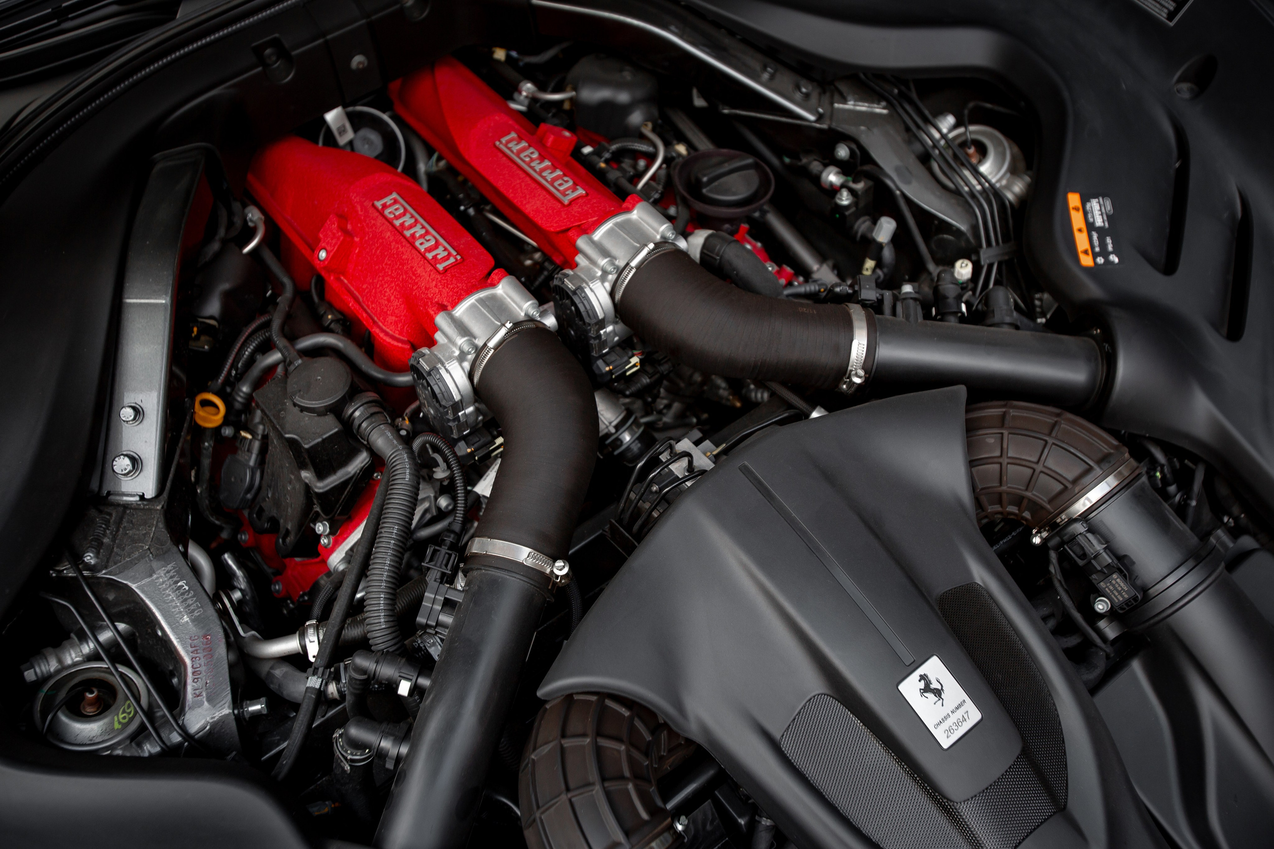 Ferrari Roma. Автомобильный фотограф в Москве Андрей Емельянов