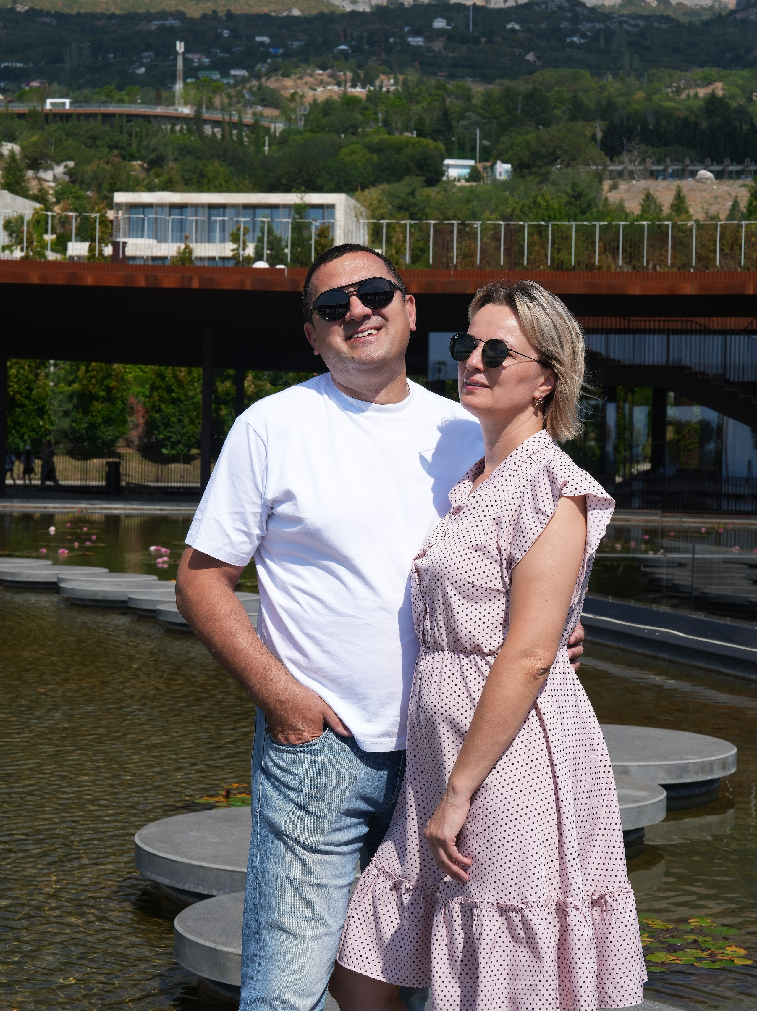 Семейная прогулка 4 человека. Свадебный фотограф Виктория Роса