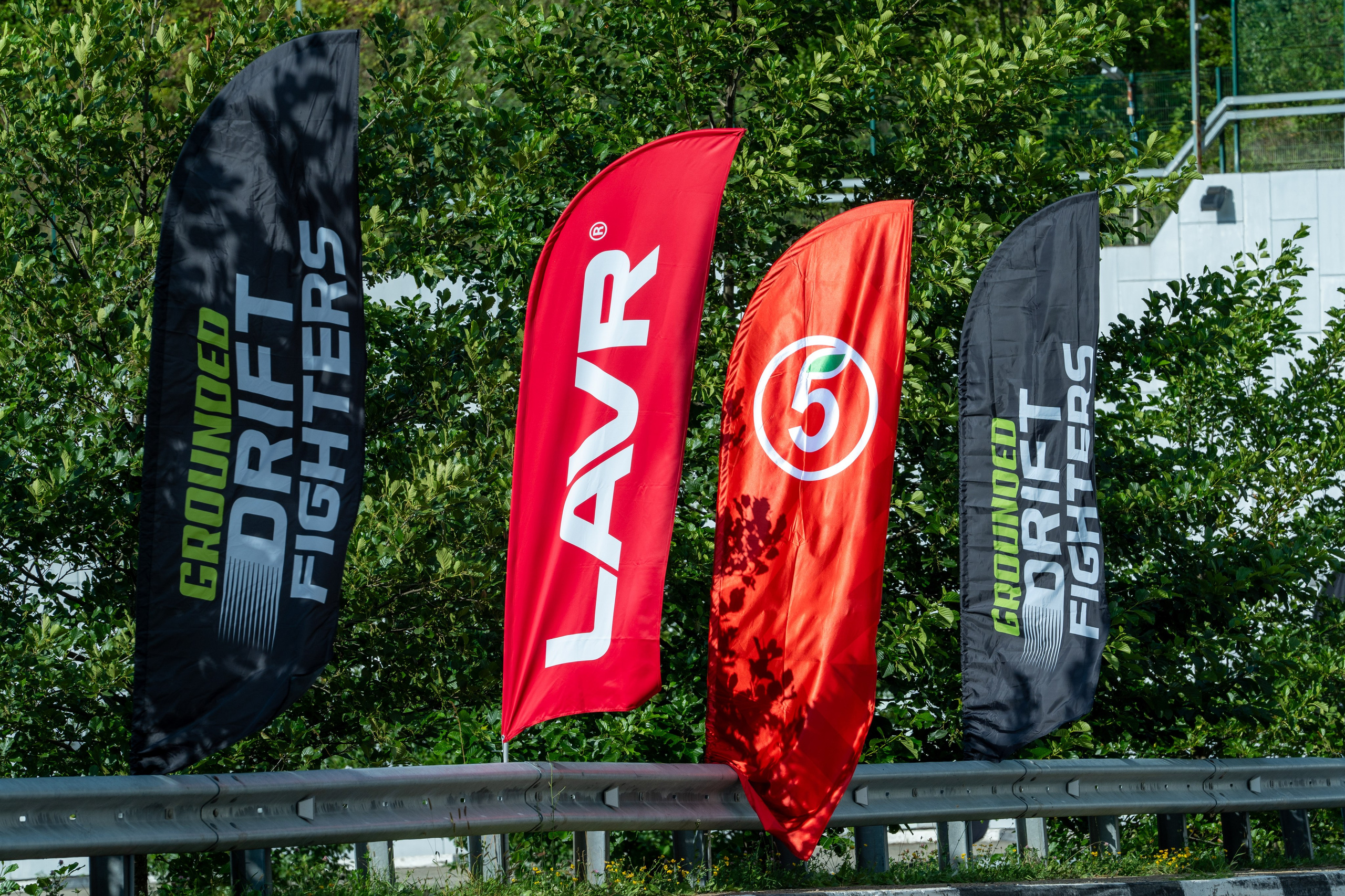 Фотоотчет партнеской интеграции для сети «Пятерочка» на фестивале «Grounded». Репортажный фотограф в Красной Поляне и Сочи Павлюченко Екатерина