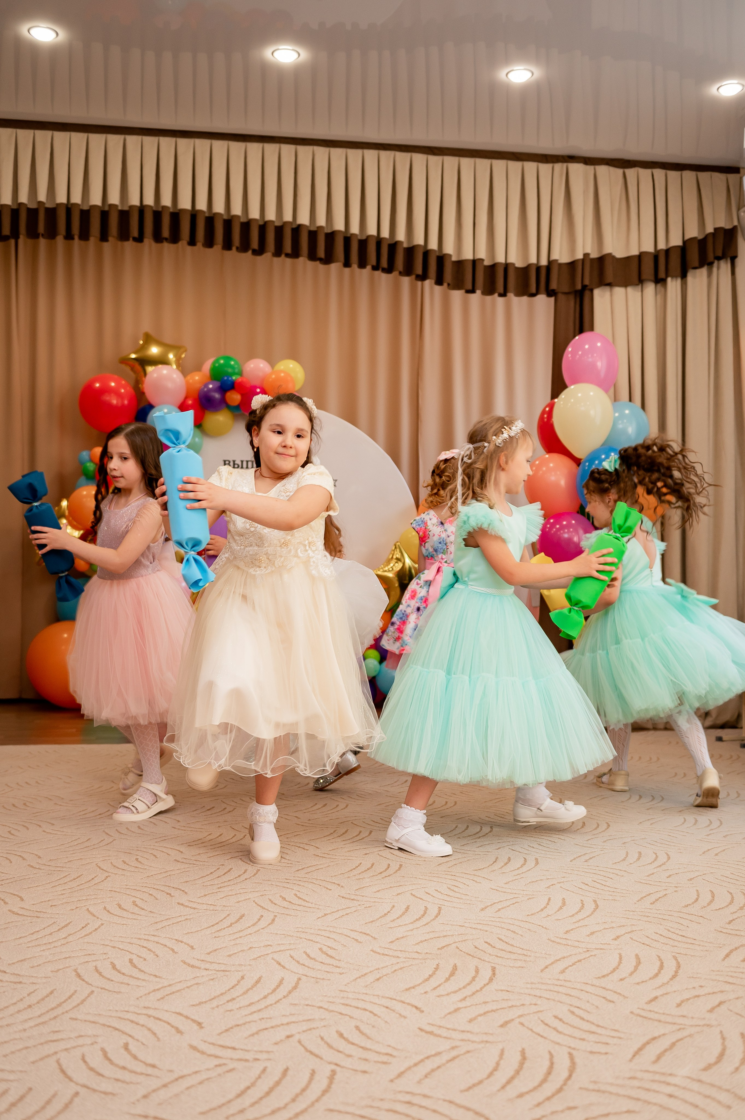 Выпускной сад 286. Фотограф Татьяна Иванчикова